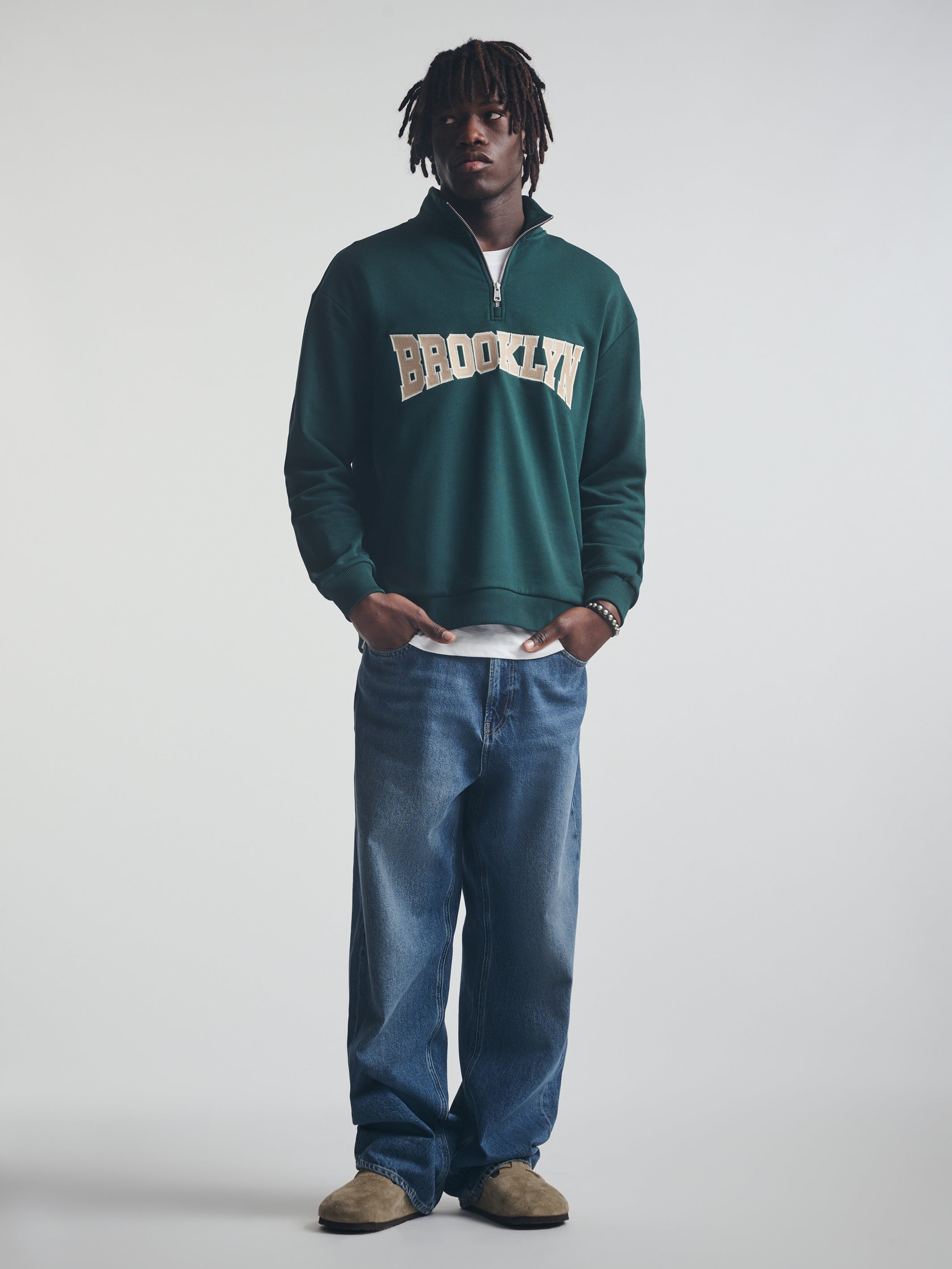 Men's Brooklyn Half Zip Campus Sweatshirt in Ponderosa Pine - BROOKLYN INDUSTRIES