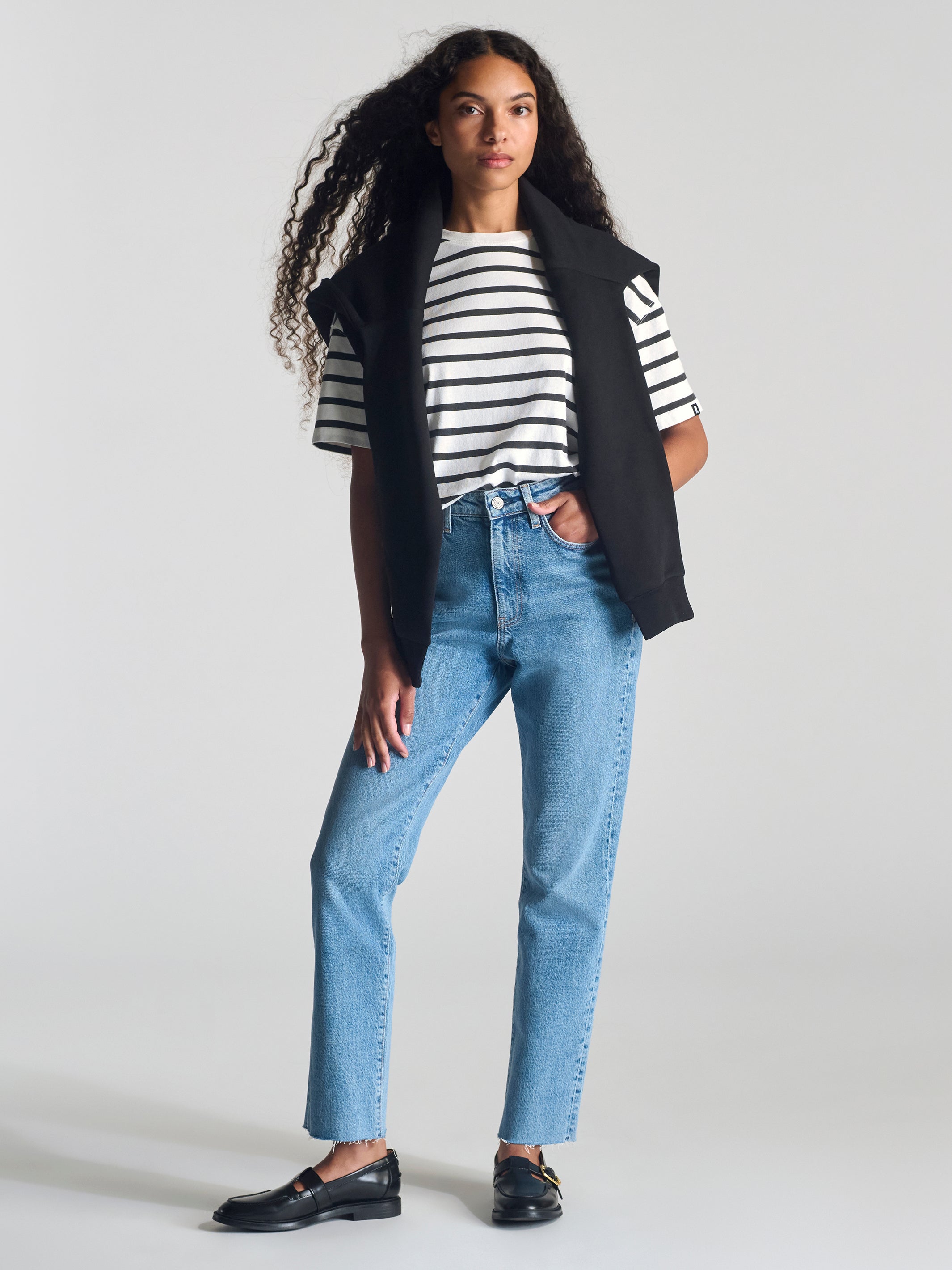 Women's Nassau Crew Neck Stripe T-Shirt In Black Striped - BROOKLYN INDUSTRIES