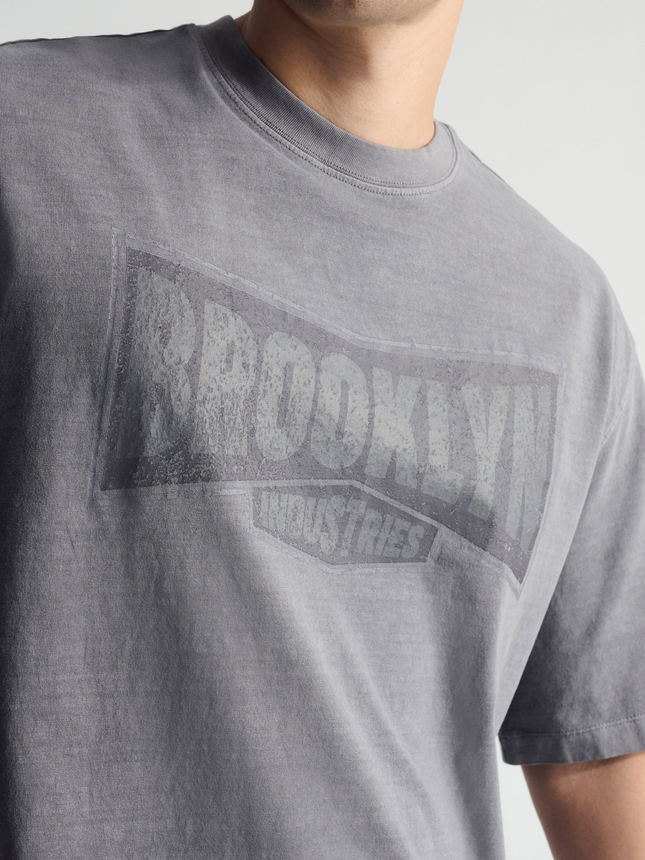 Men's Brooklyn Vintage Loose Fit T-Shirt In Quiet Shade - BROOKLYN INDUSTRIES