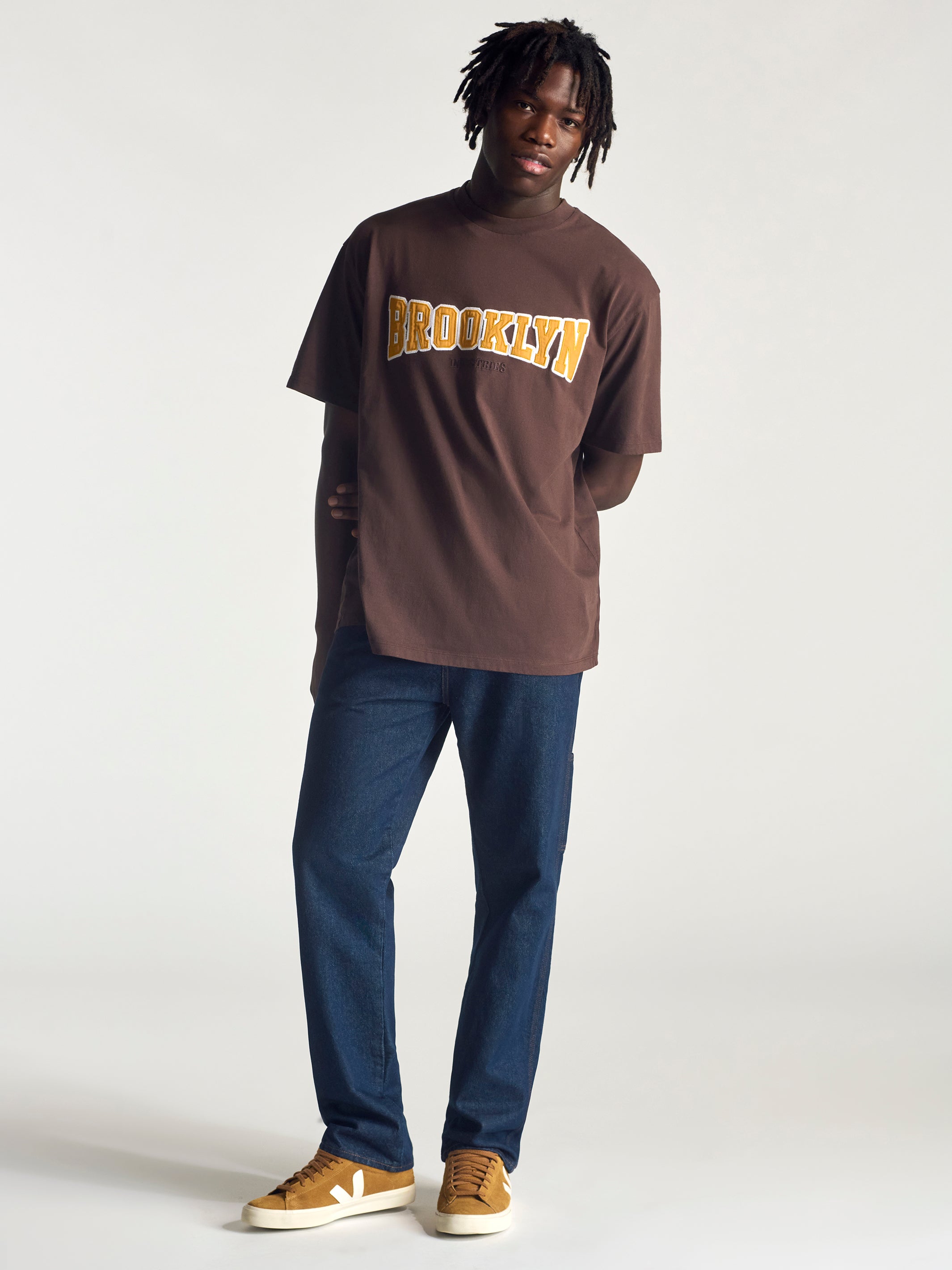 Men's Brooklyn Campus T-Shirt In Coffee Bean - BROOKLYN INDUSTRIES