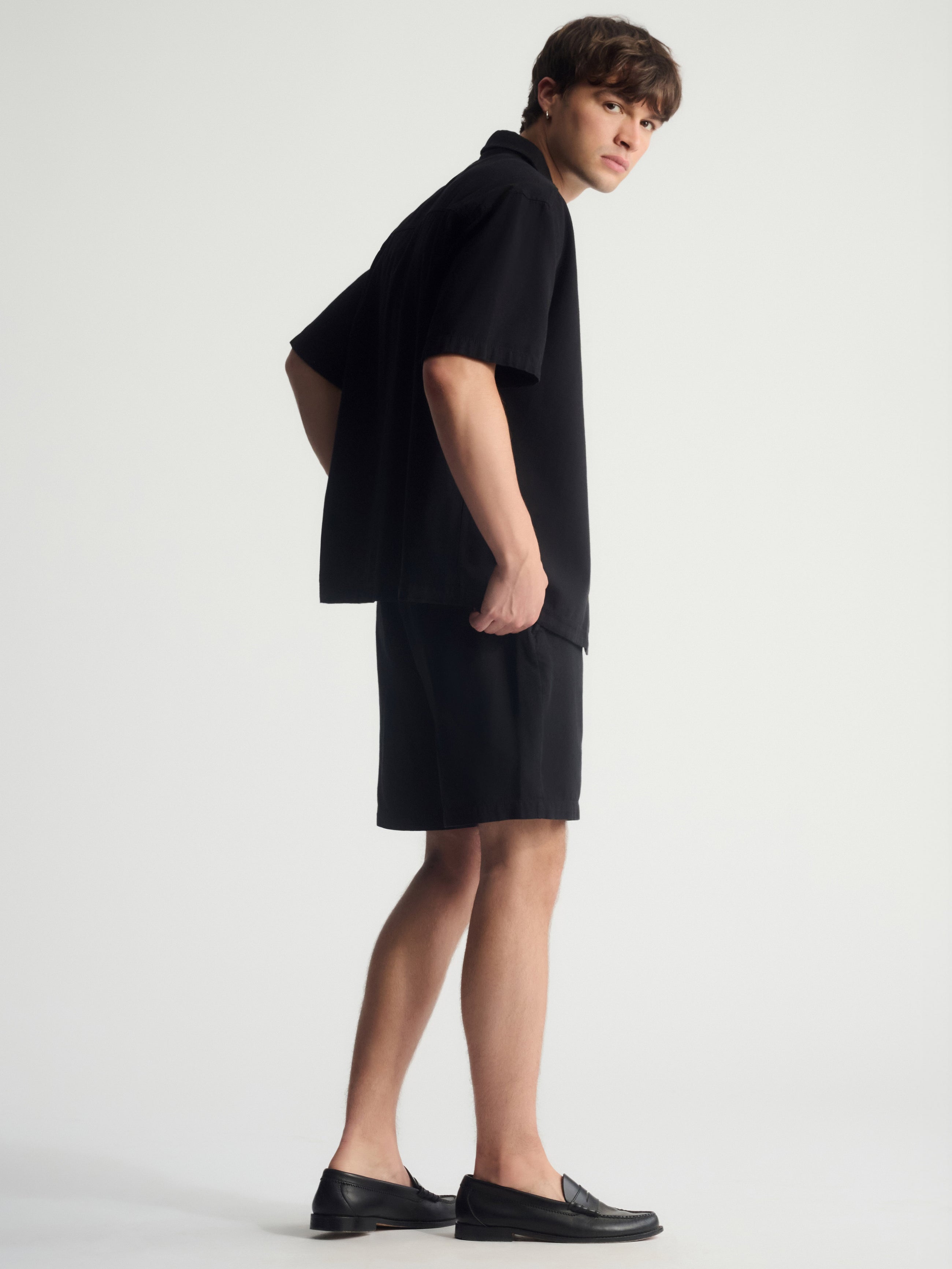 Men's Linen-Blend Short Sleeve Shirt In Black - BROOKLYN INDUSTRIES