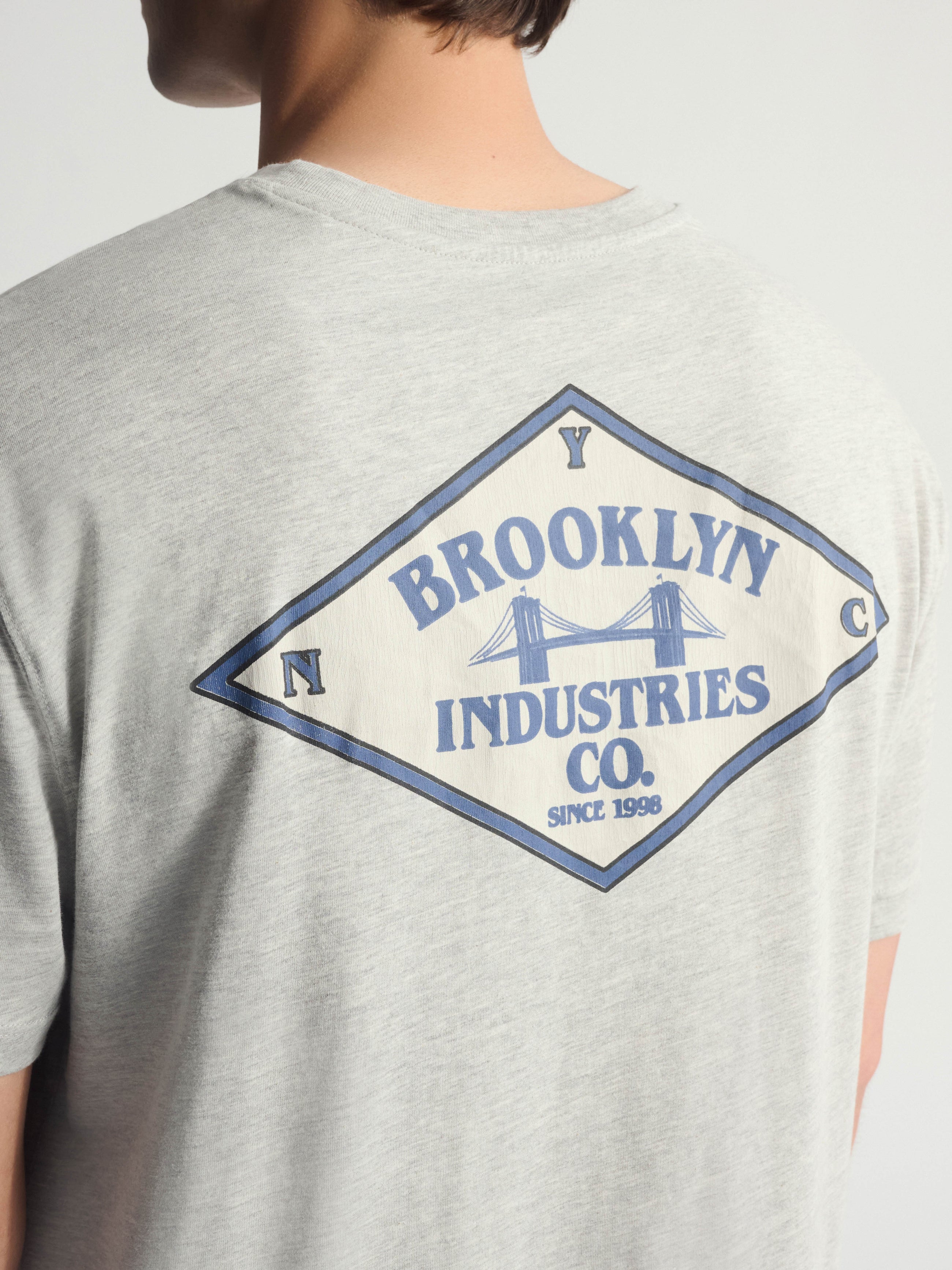 Men's Vintage Brooklyn Graphic T-Shirt In Light Grey Melange - BROOKLYN INDUSTRIES