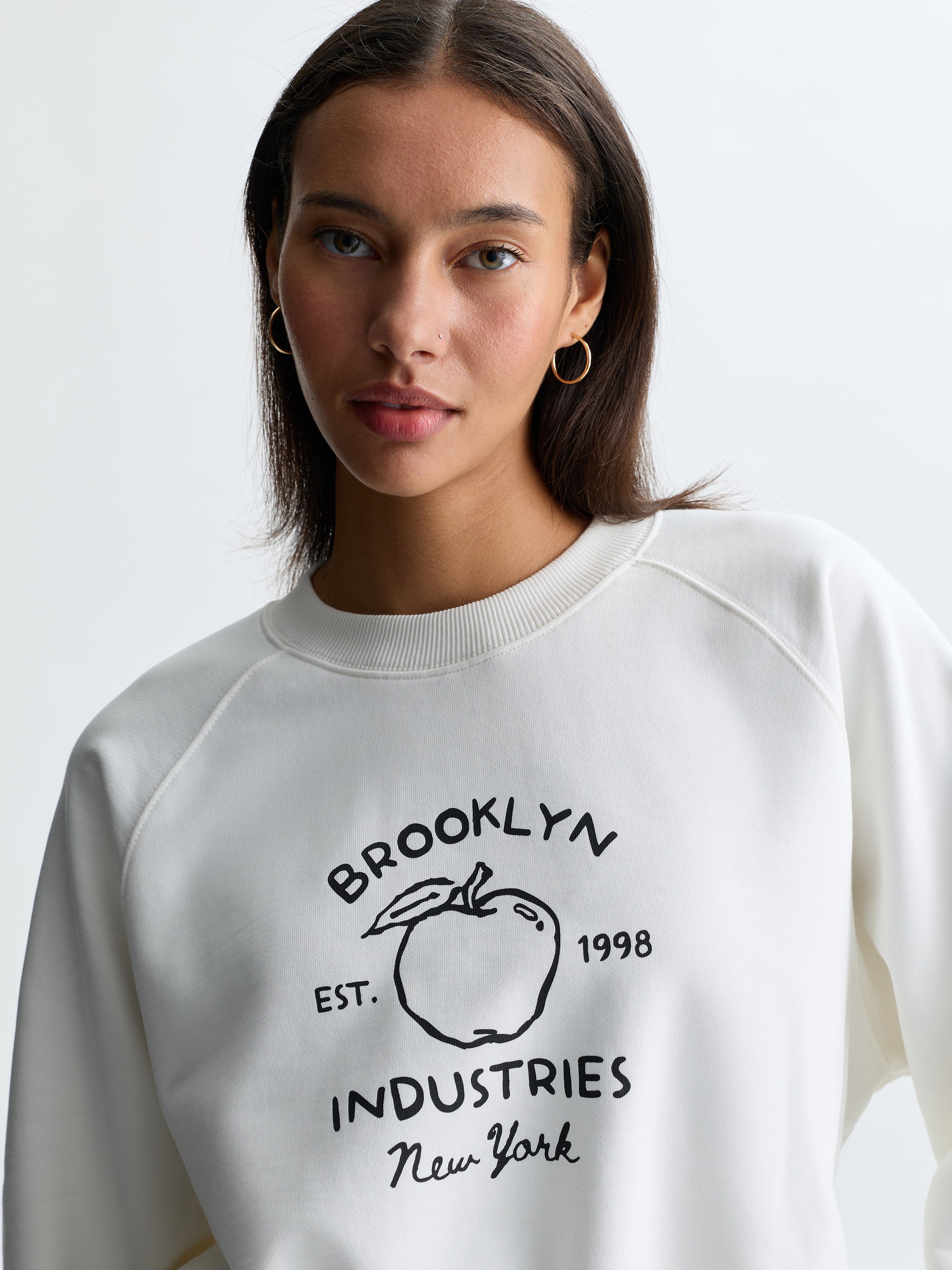 Women's Brooklyn Big Apple Sweatshirt in Antique White - BROOKLYN INDUSTRIES