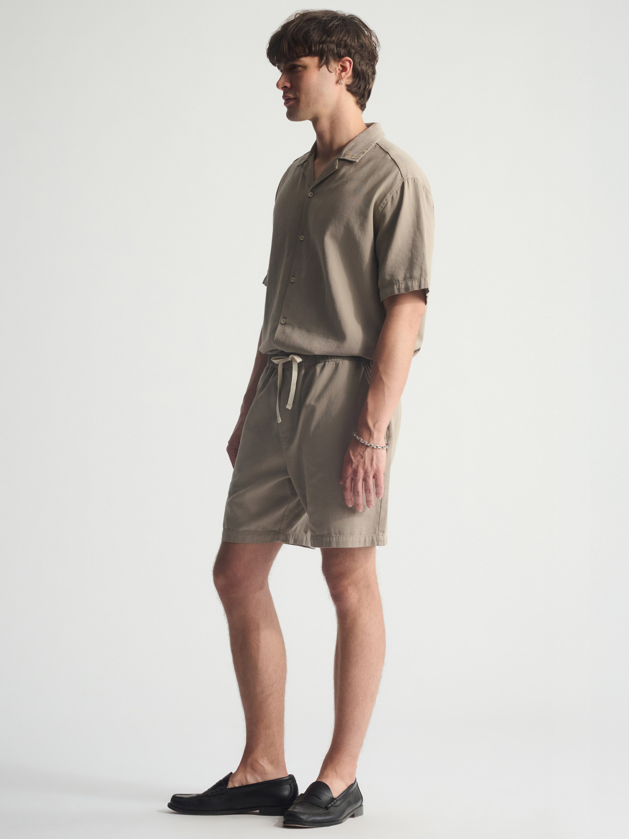Men's Linen Blend Shorts In Winter Twig - BROOKLYN INDUSTRIES