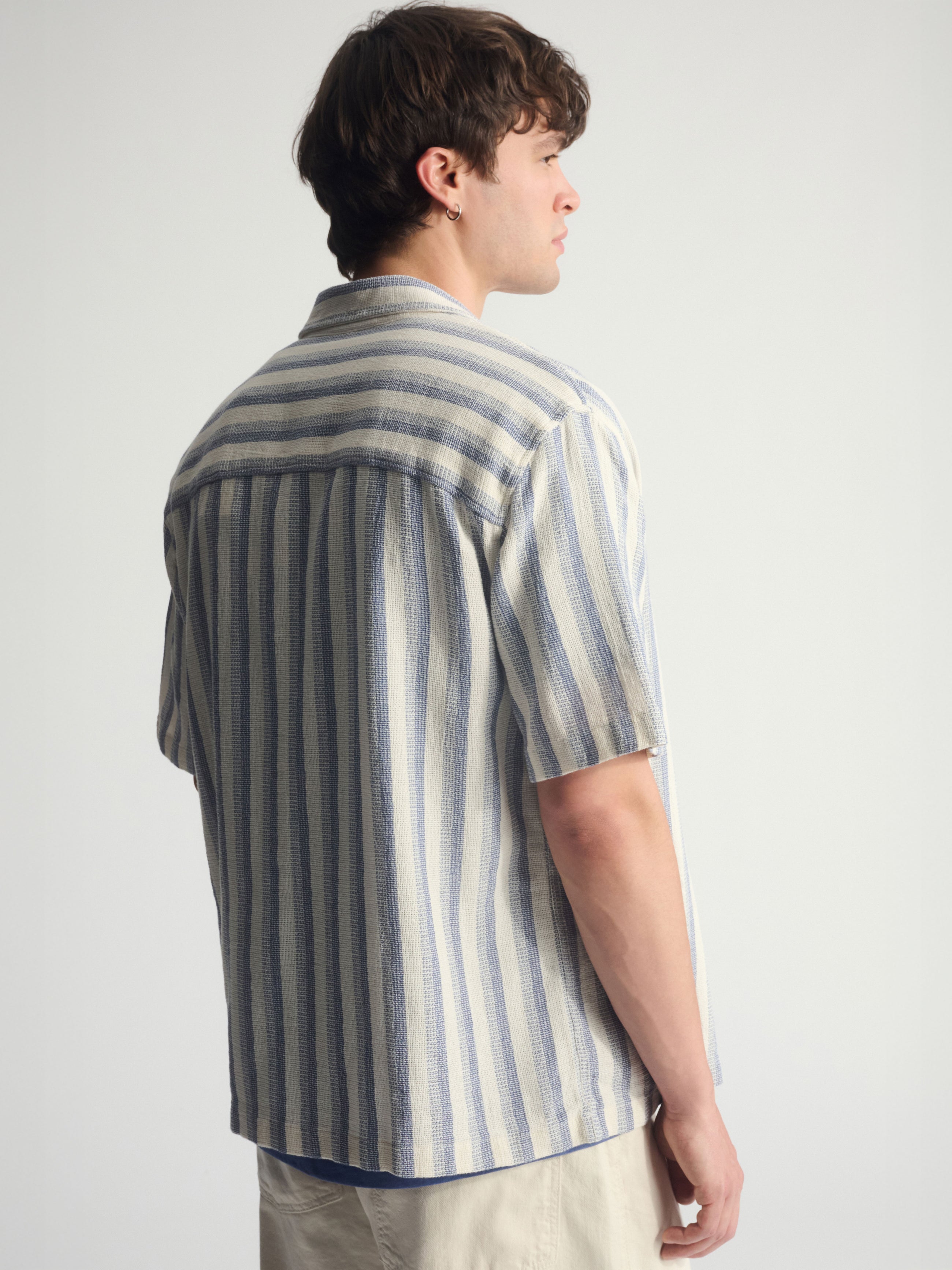Men's Striped Short Sleeve Shirt In Turtledove - BROOKLYN INDUSTRIES