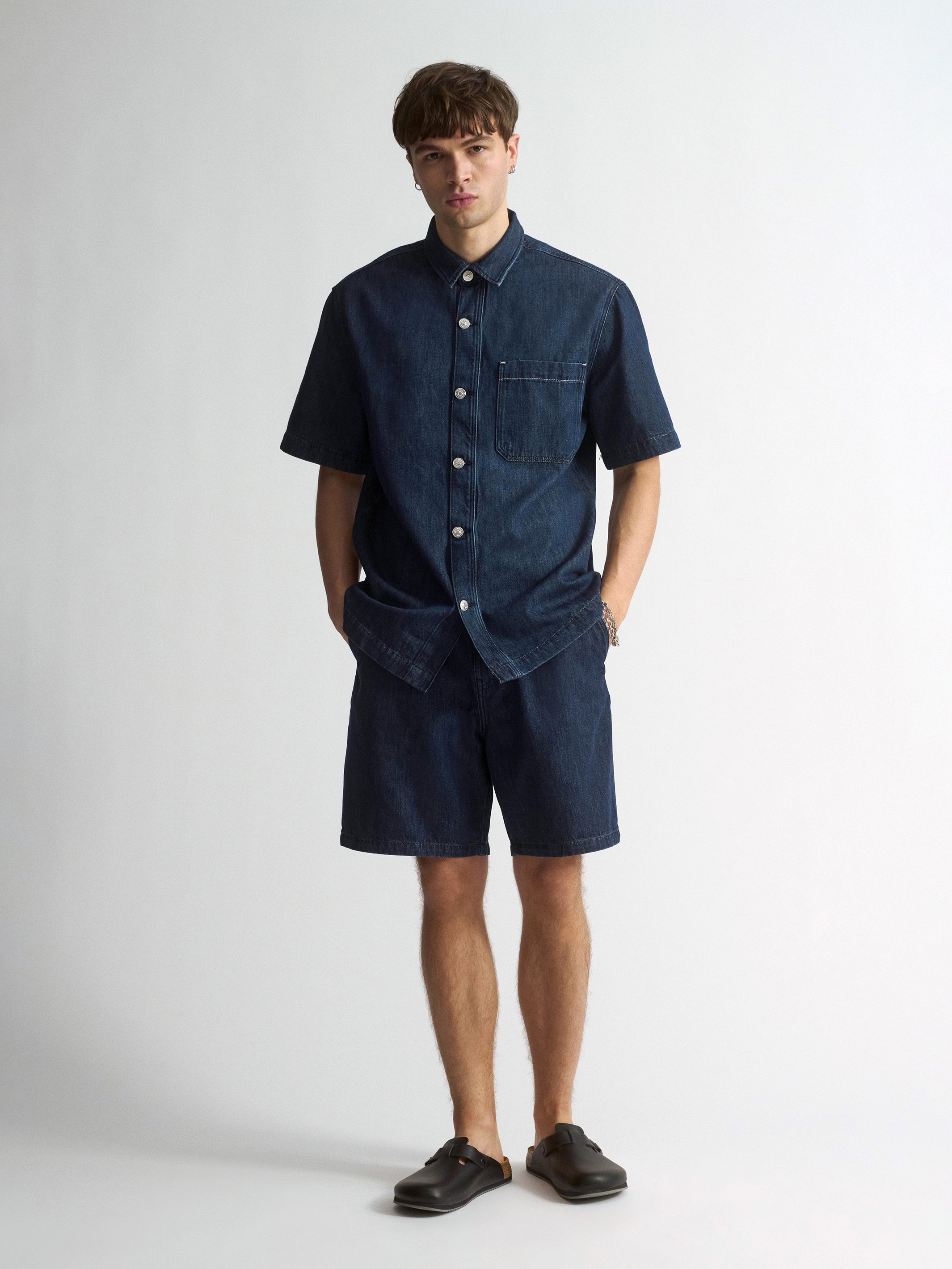 Men's Short Sleeve Denim Shirt In Dark Indigo - BROOKLYN INDUSTRIES