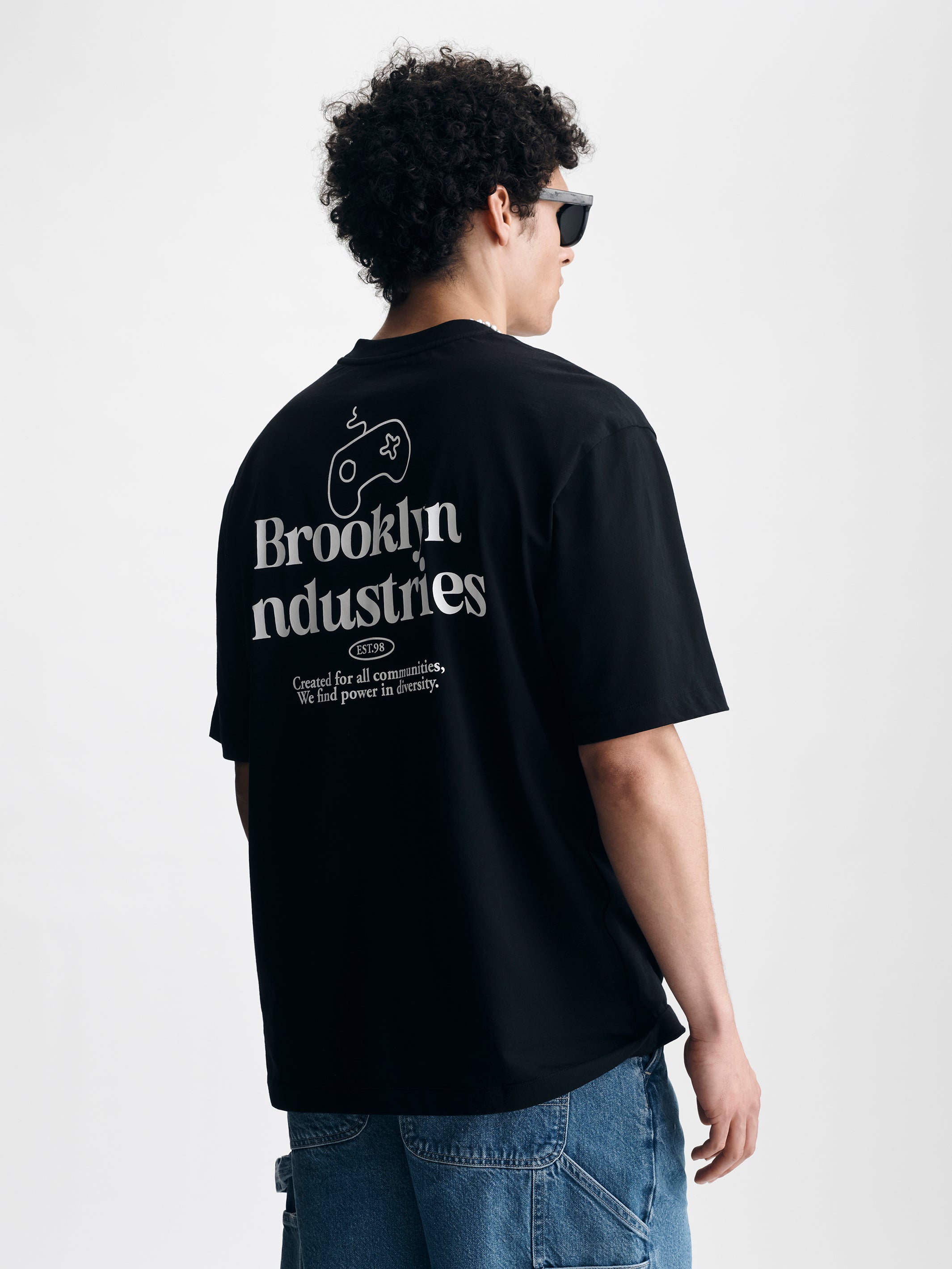 Men's Brooklyn Gaming T-Shirt in Black - BROOKLYN INDUSTRIES