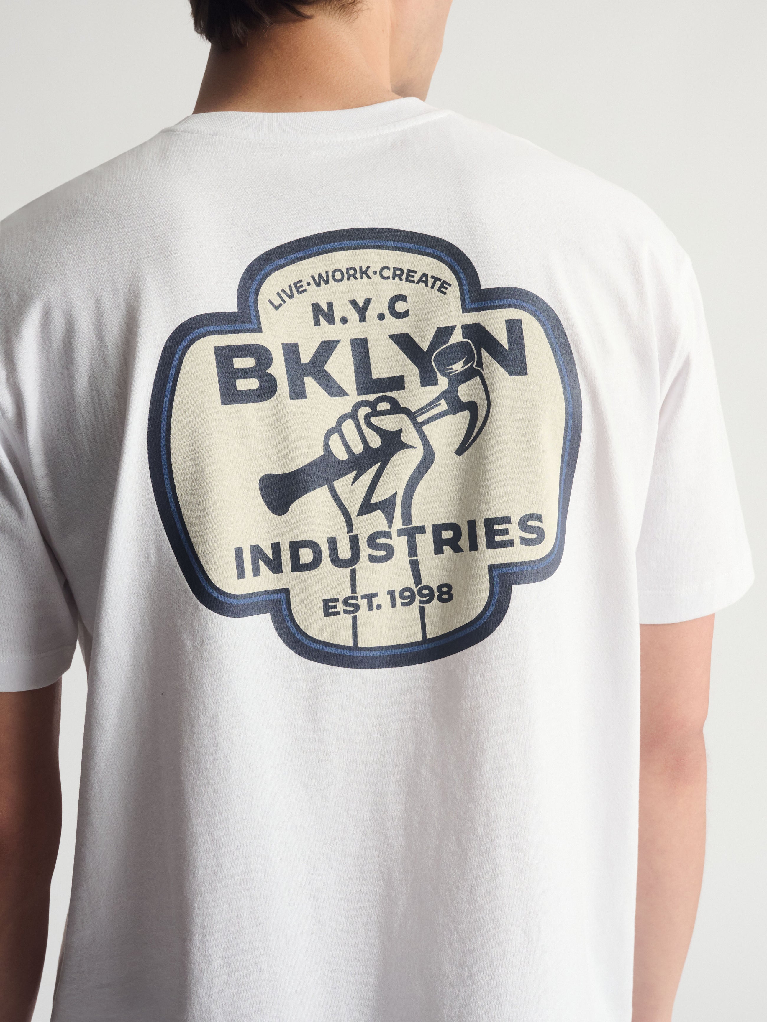 Men's Vintage Brooklyn Graphic T-Shirt In White - BROOKLYN INDUSTRIES