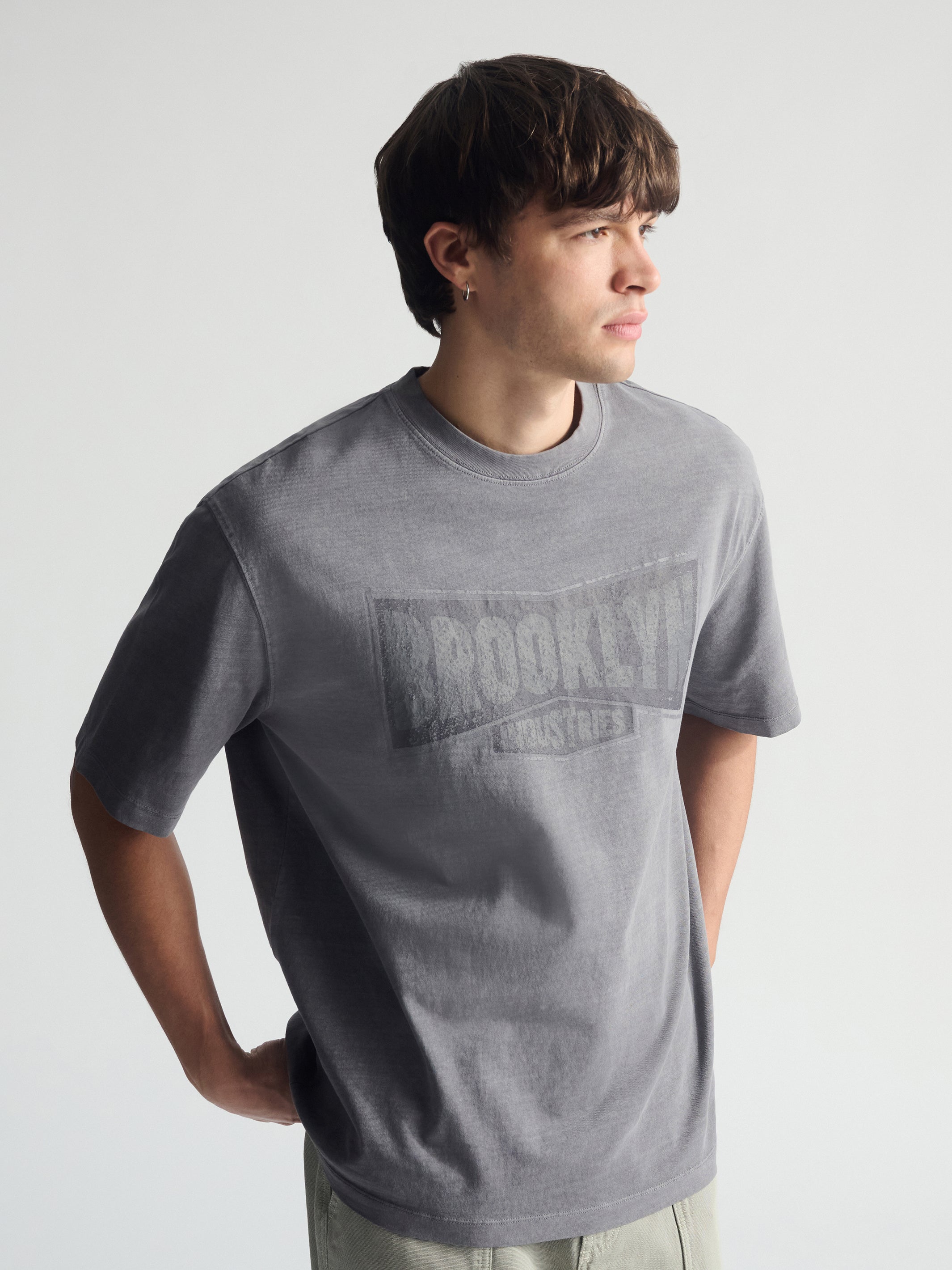 Men's Brooklyn Vintage Loose Fit T-Shirt In Quiet Shade - BROOKLYN INDUSTRIES