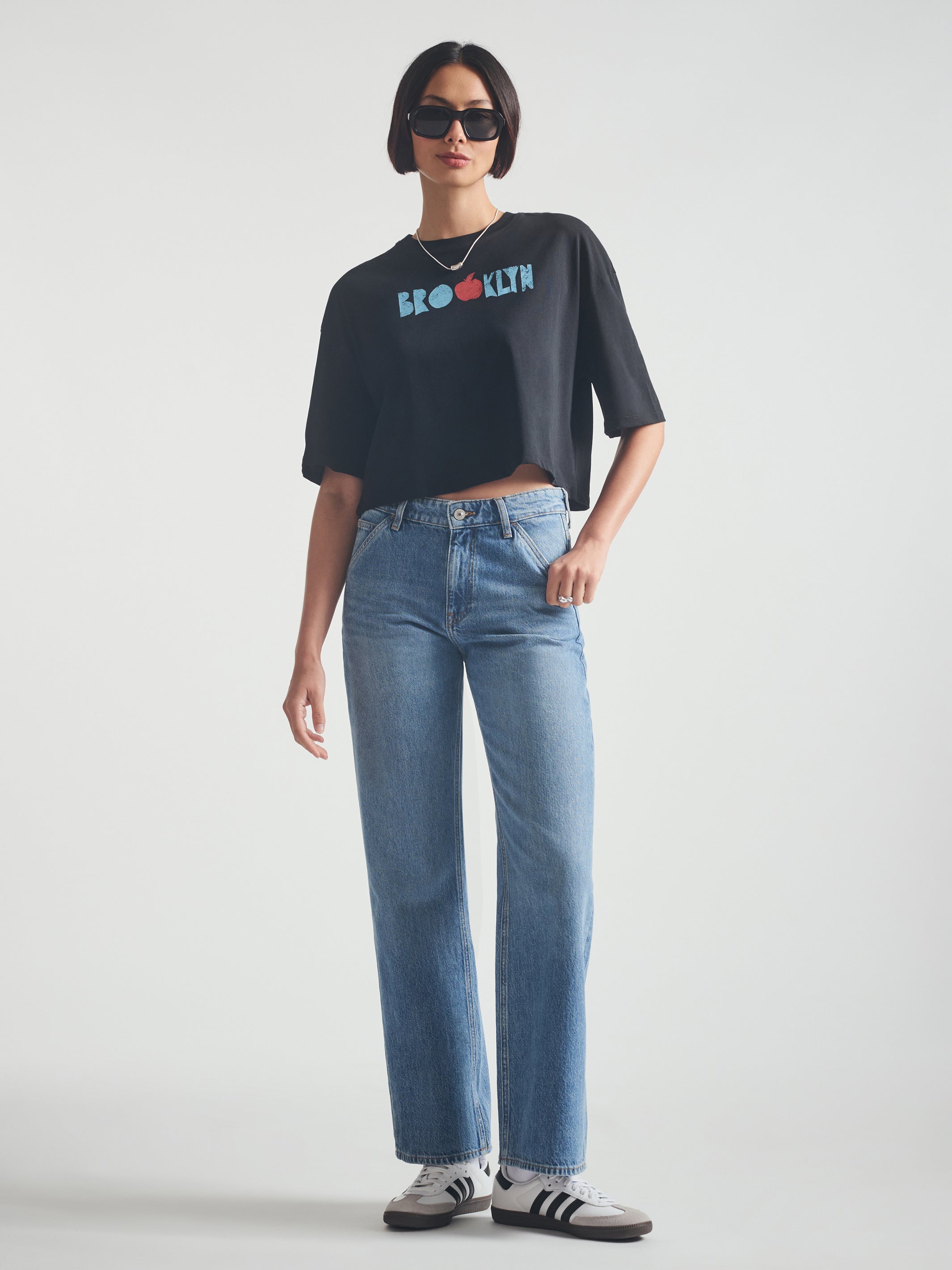 Women's Brooklyn Graphic Cropped T-Shirt in Black - BROOKLYN INDUSTRIES