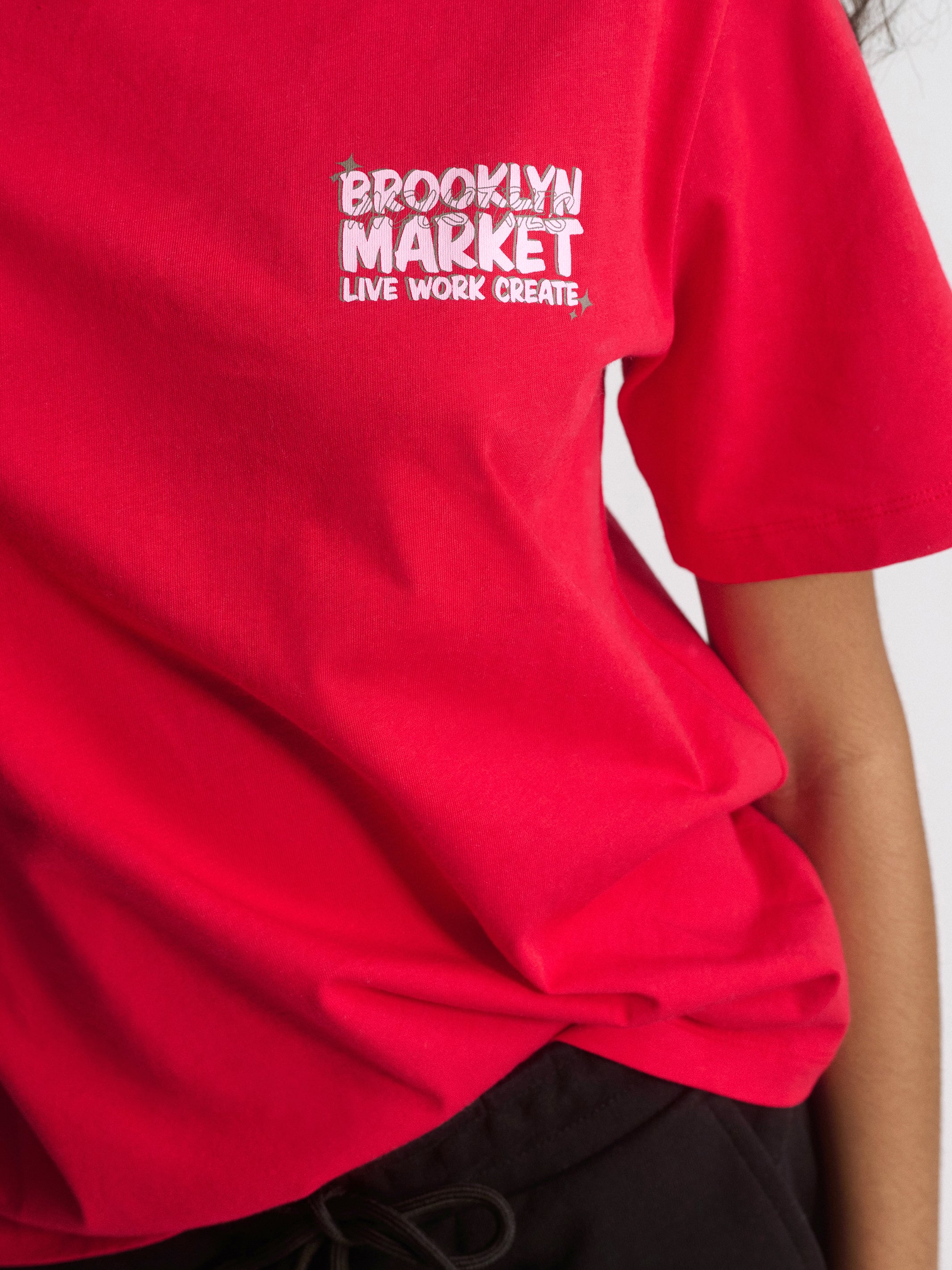 Women's Brooklyn Market T-Shirt In True Red - BROOKLYN INDUSTRIES