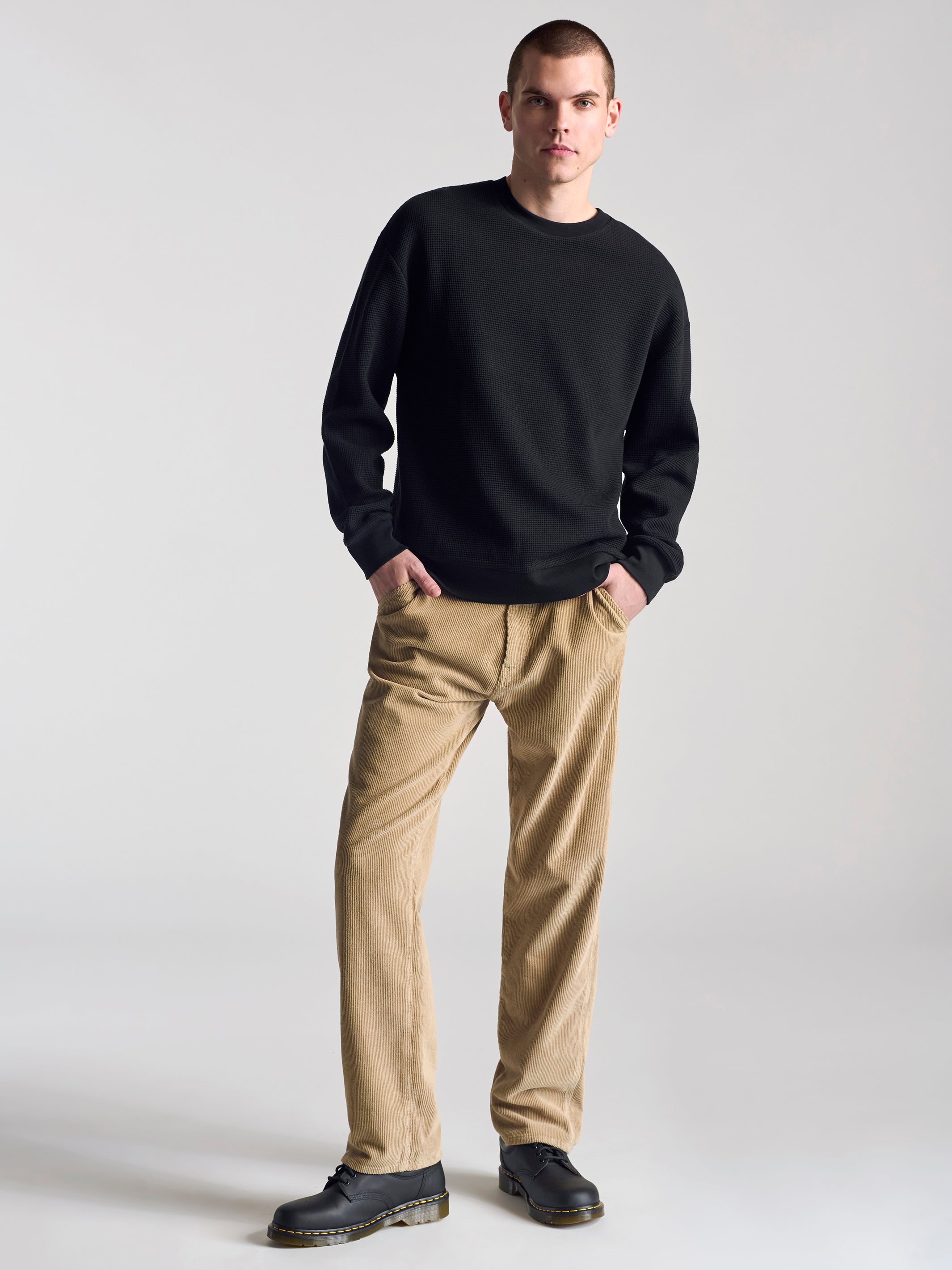 Men's Waffle Crew Neck Sweatshirt In Black - BROOKLYN INDUSTRIES
