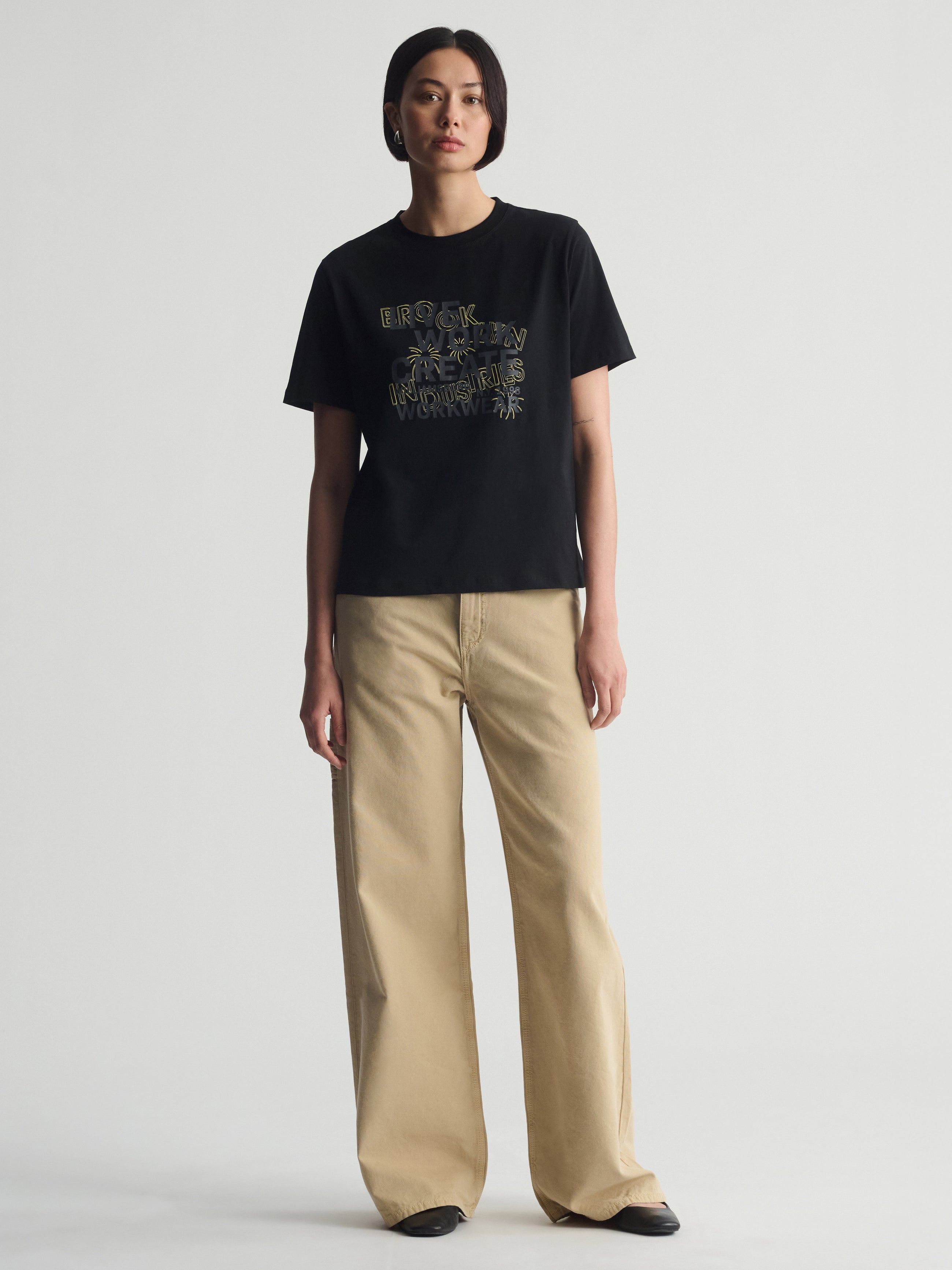 Women's Brooklyn Live Work Create T-Shirt In Black - BROOKLYN INDUSTRIES