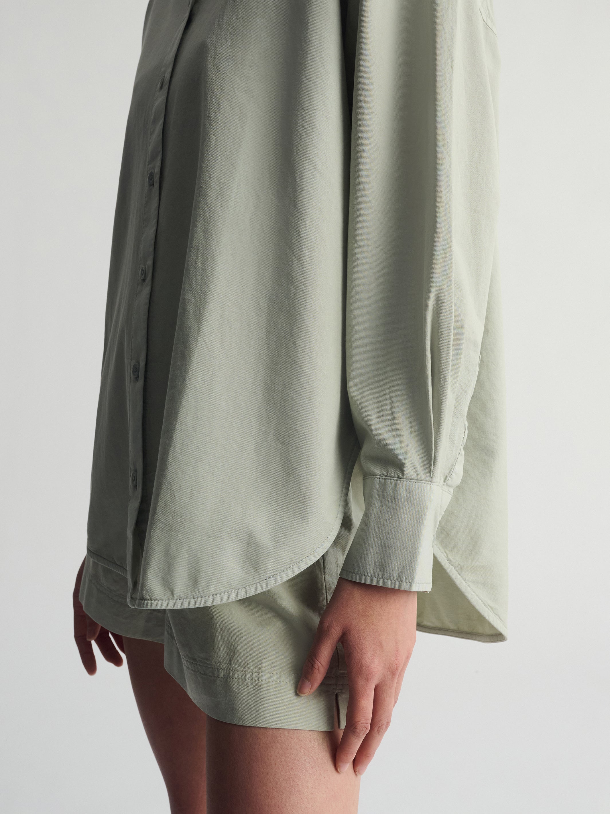 Women's Long Sleeve Shirt In Puritan Gray - BROOKLYN INDUSTRIES
