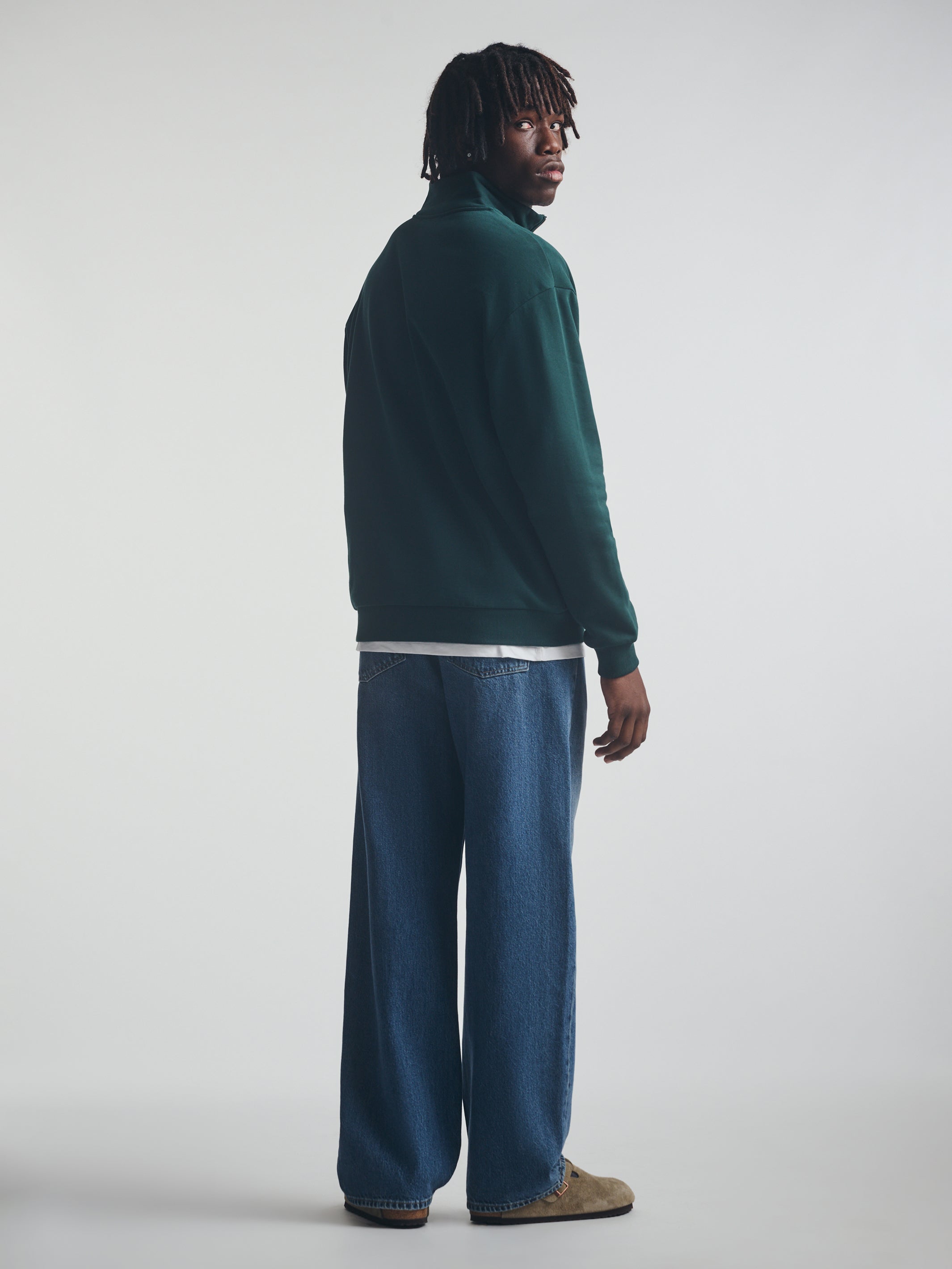 Men's Brooklyn Half Zip Campus Sweatshirt in Ponderosa Pine - BROOKLYN INDUSTRIES