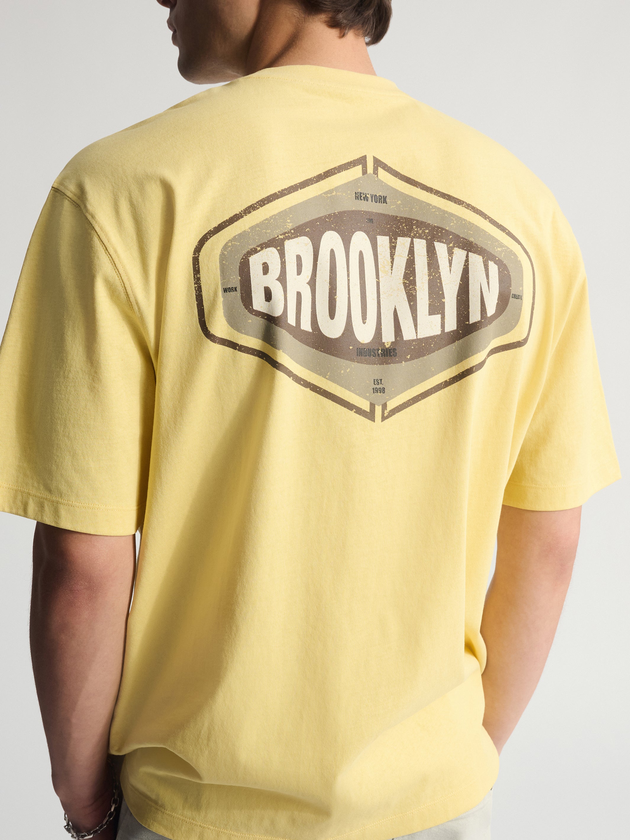 Men's Brooklyn Vintage Loose Fit T-Shirt In Dusky Citron - BROOKLYN INDUSTRIES