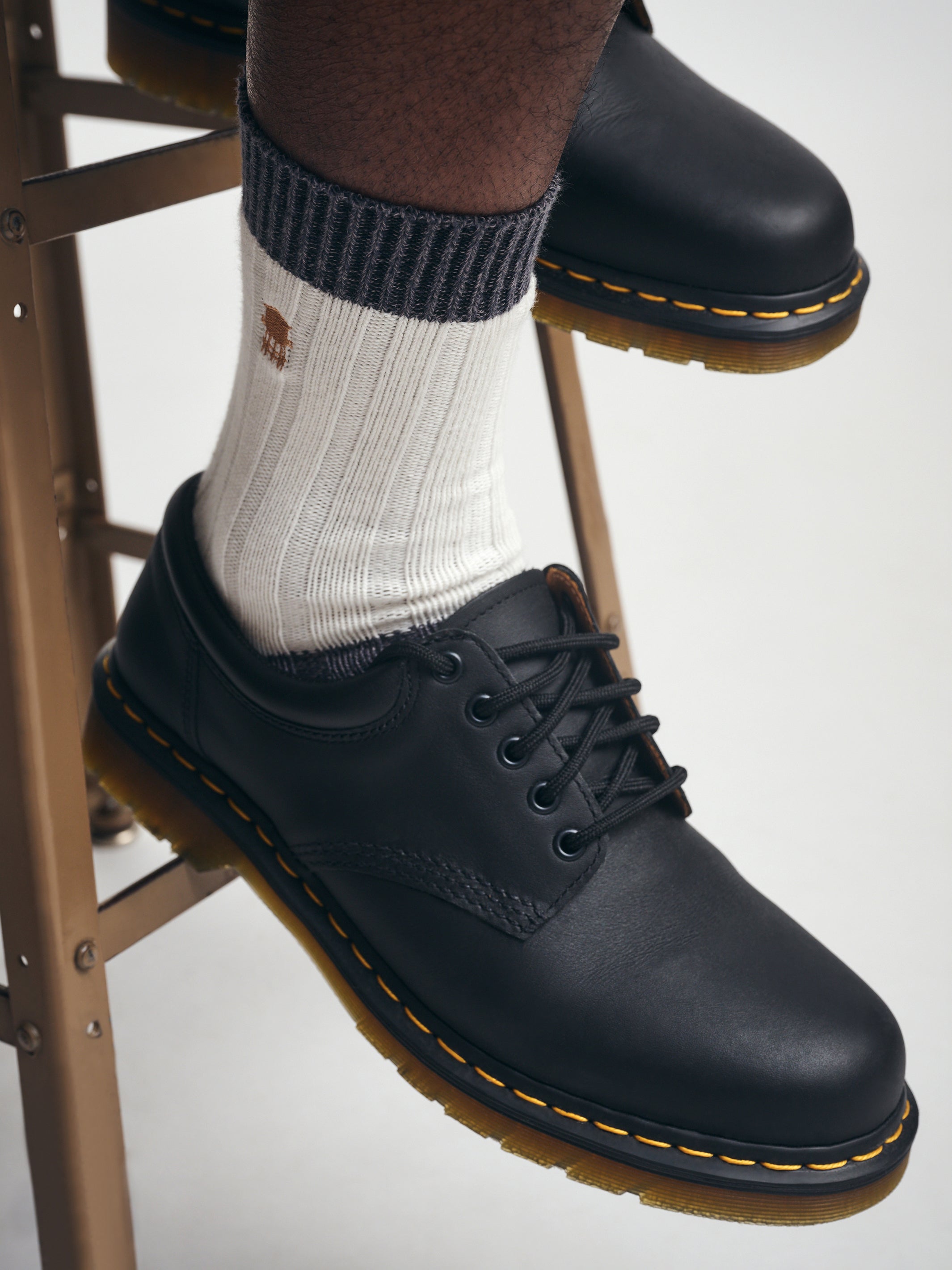 Men's Water Tower Socks in Marshmallow - BROOKLYN INDUSTRIES