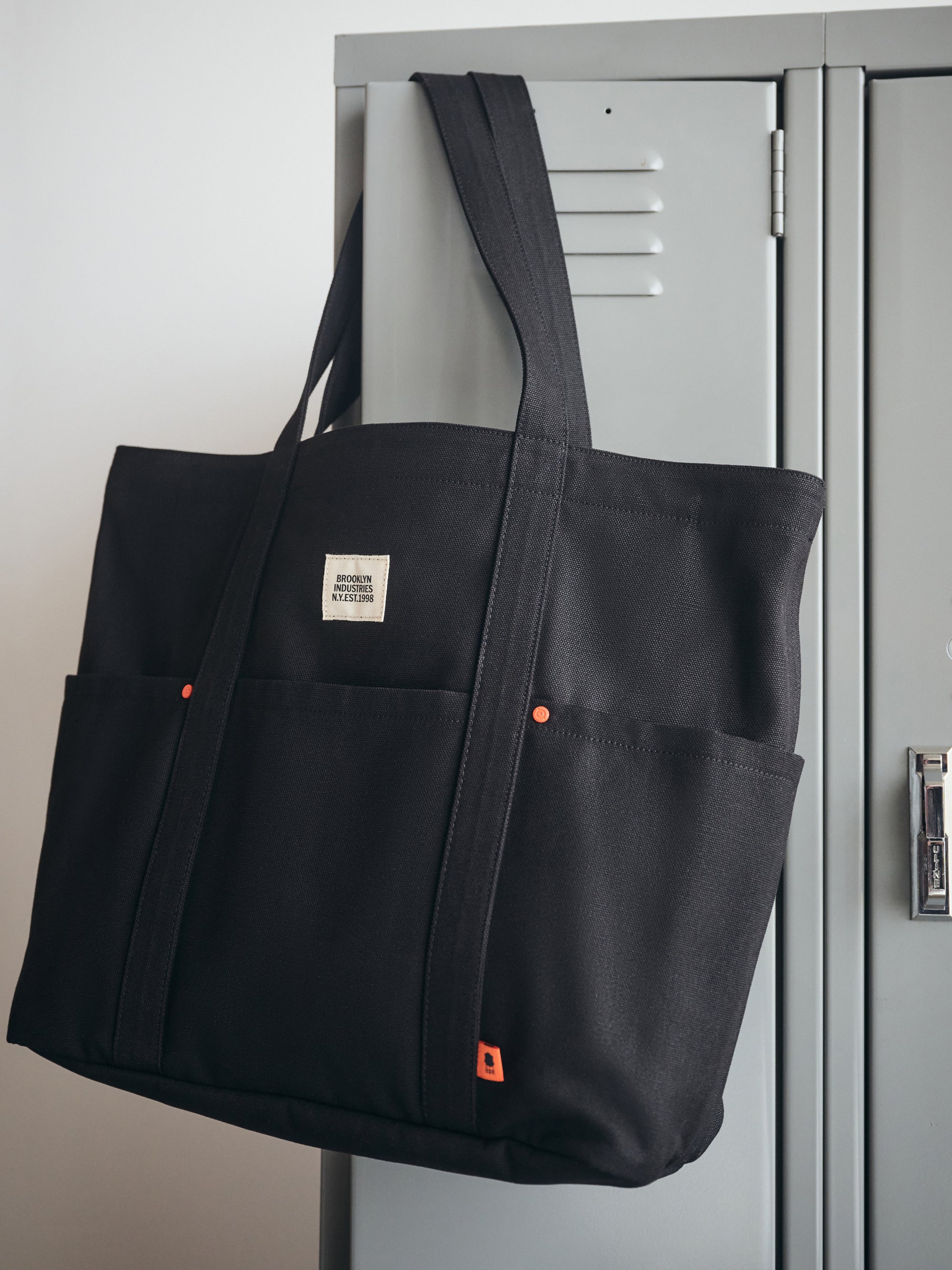 Brooklyn Tote Bag in Black - BROOKLYN INDUSTRIES