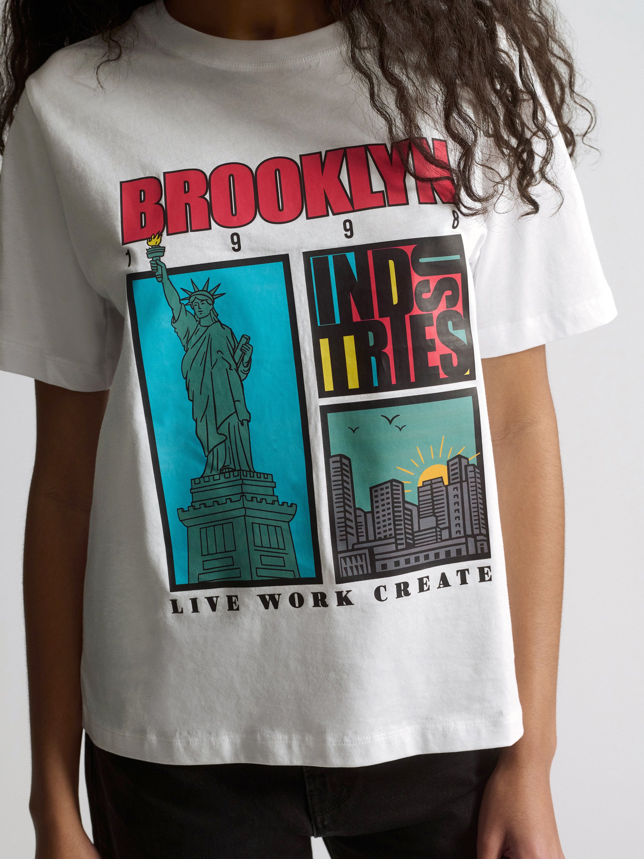Women's Brooklyn Graphic T-Shirt In White - BROOKLYN INDUSTRIES