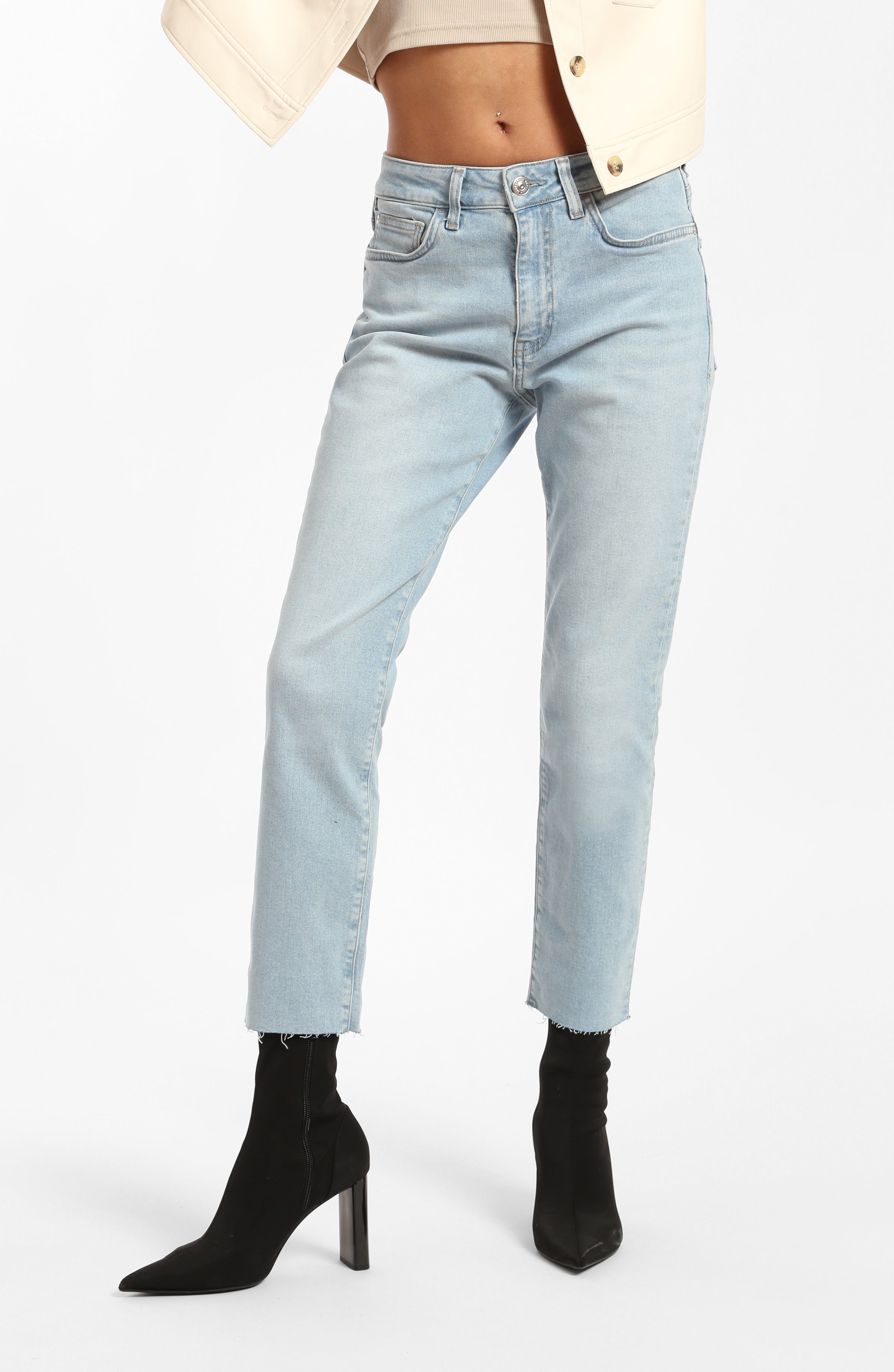Court High Rise Cropped Straight Leg Jeans in Bleached Denim