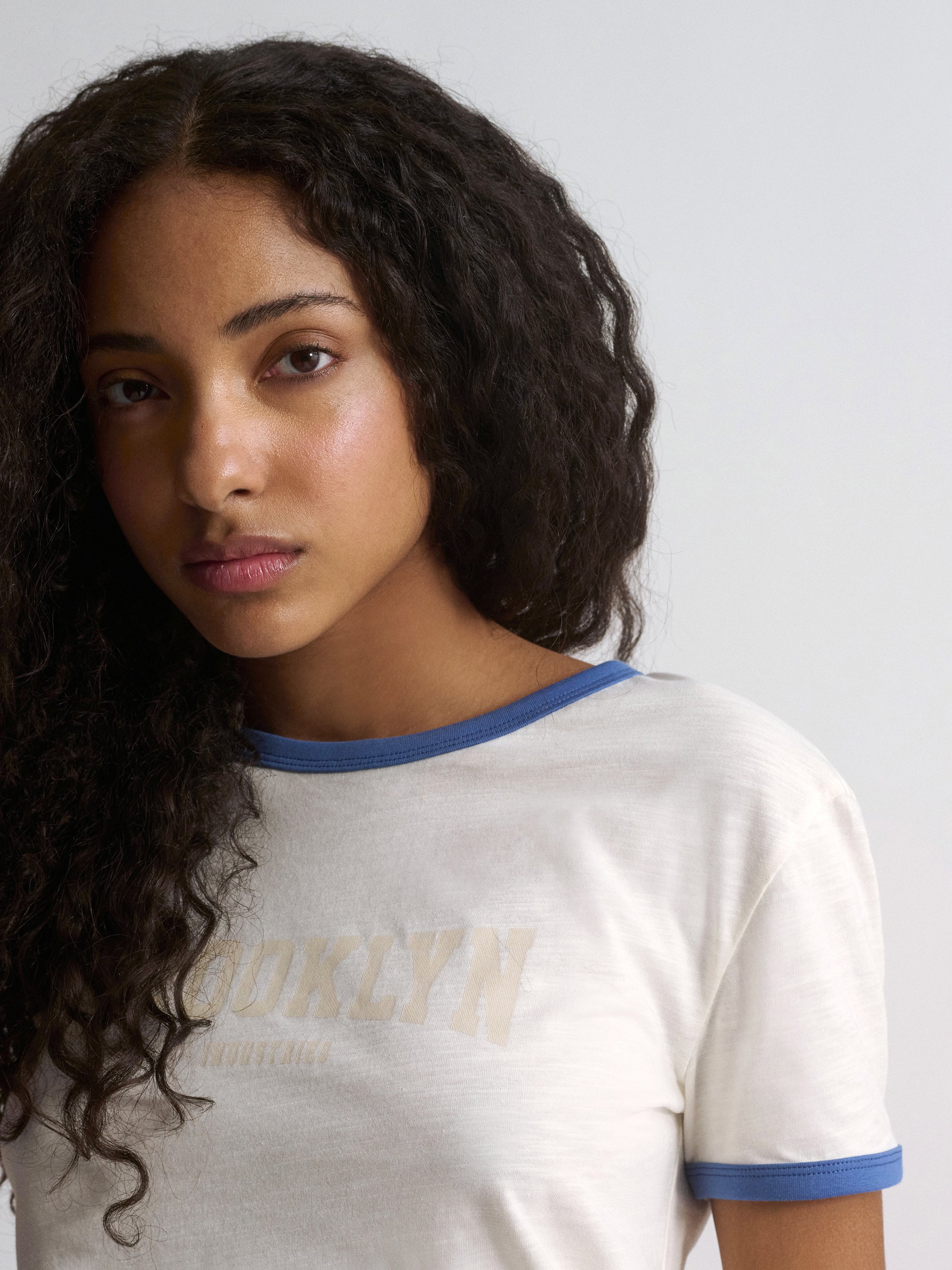 Women's Brooklyn Slim Fit T-Shirt In Antique White - BROOKLYN INDUSTRIES