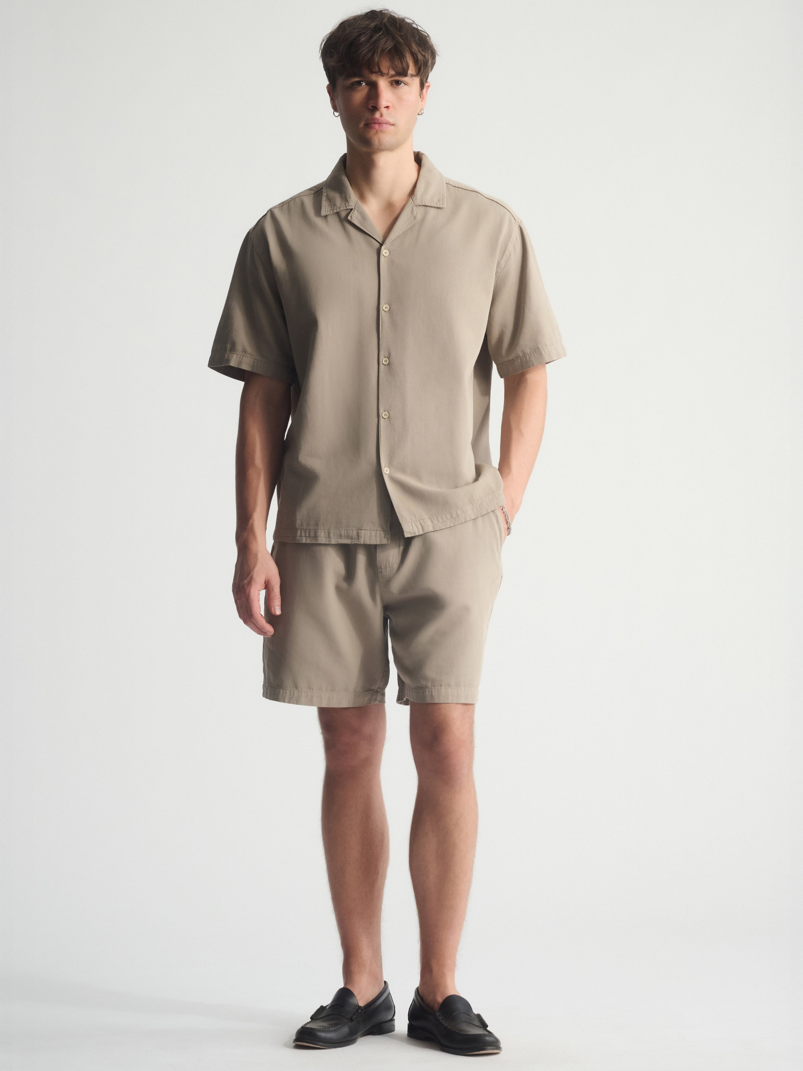 Men's Linen-Blend Short Sleeve Shirt In Winter Twig - BROOKLYN INDUSTRIES