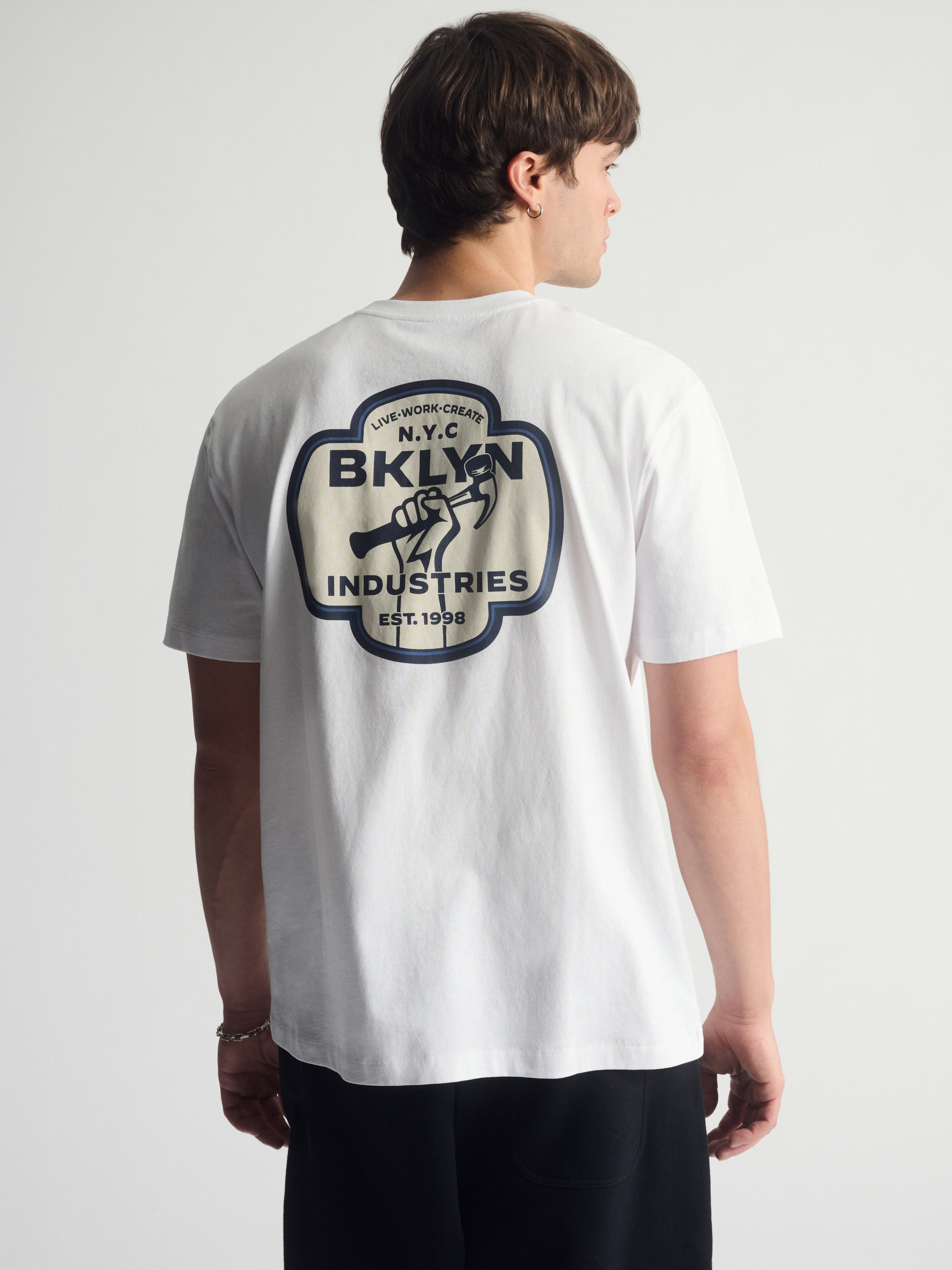 Men's Vintage Brooklyn Graphic T-Shirt In White - BROOKLYN INDUSTRIES