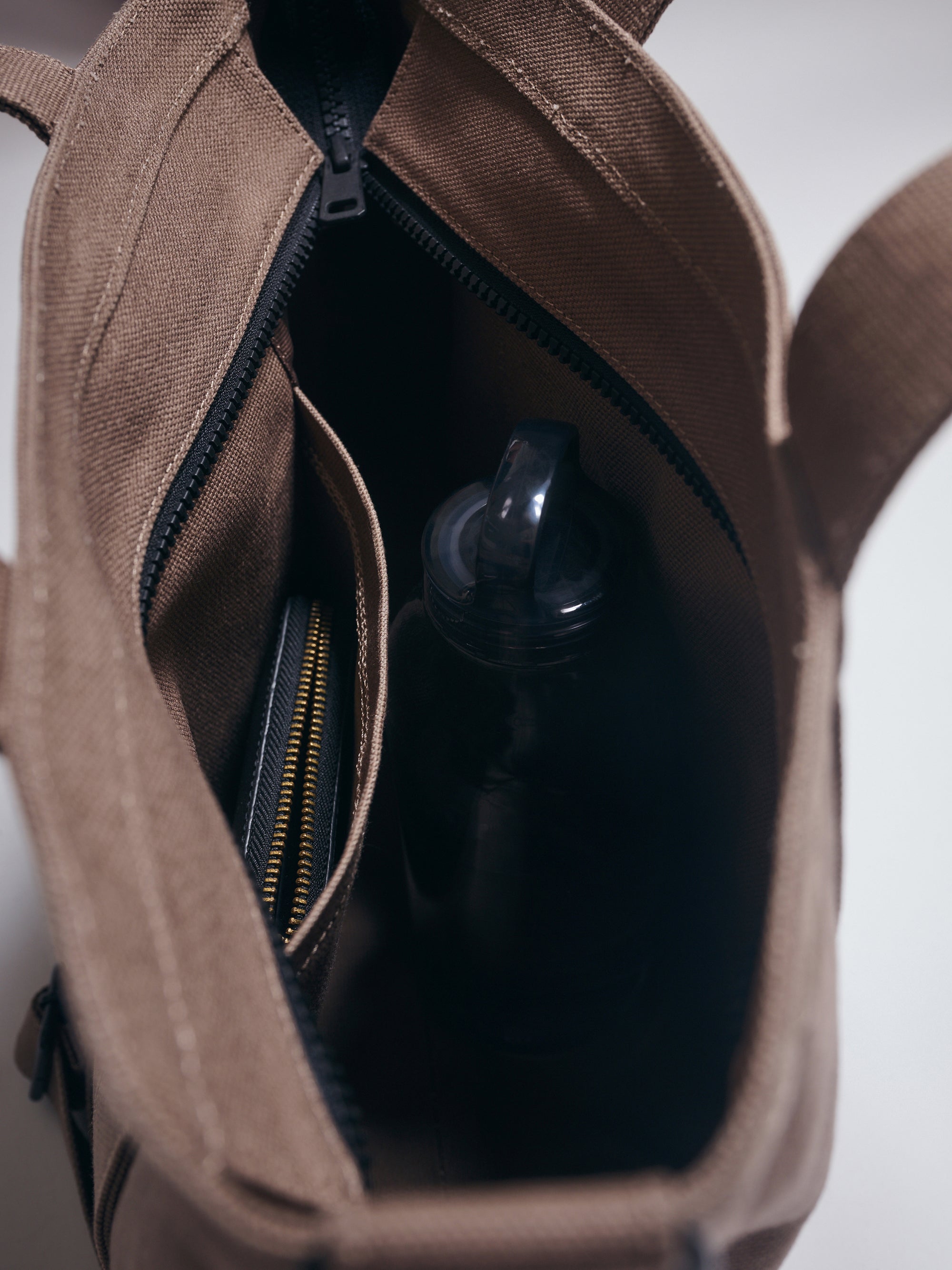 Brooklyn Crossbody Tote Bag in Brown - BROOKLYN INDUSTRIES