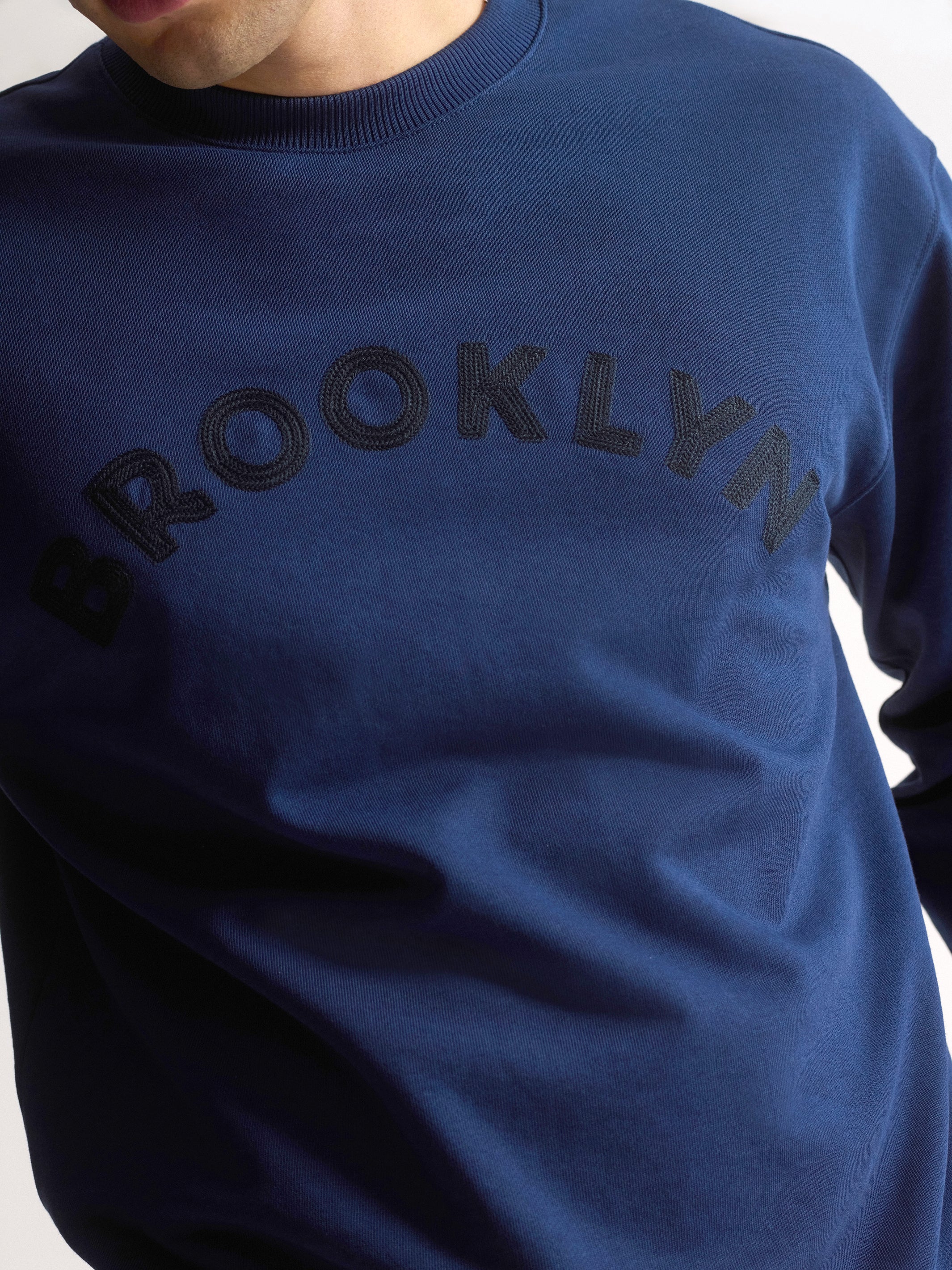 Men's Brooklyn Logo Crew Neck Sweatshirt In Medieval Blue - BROOKLYN INDUSTRIES