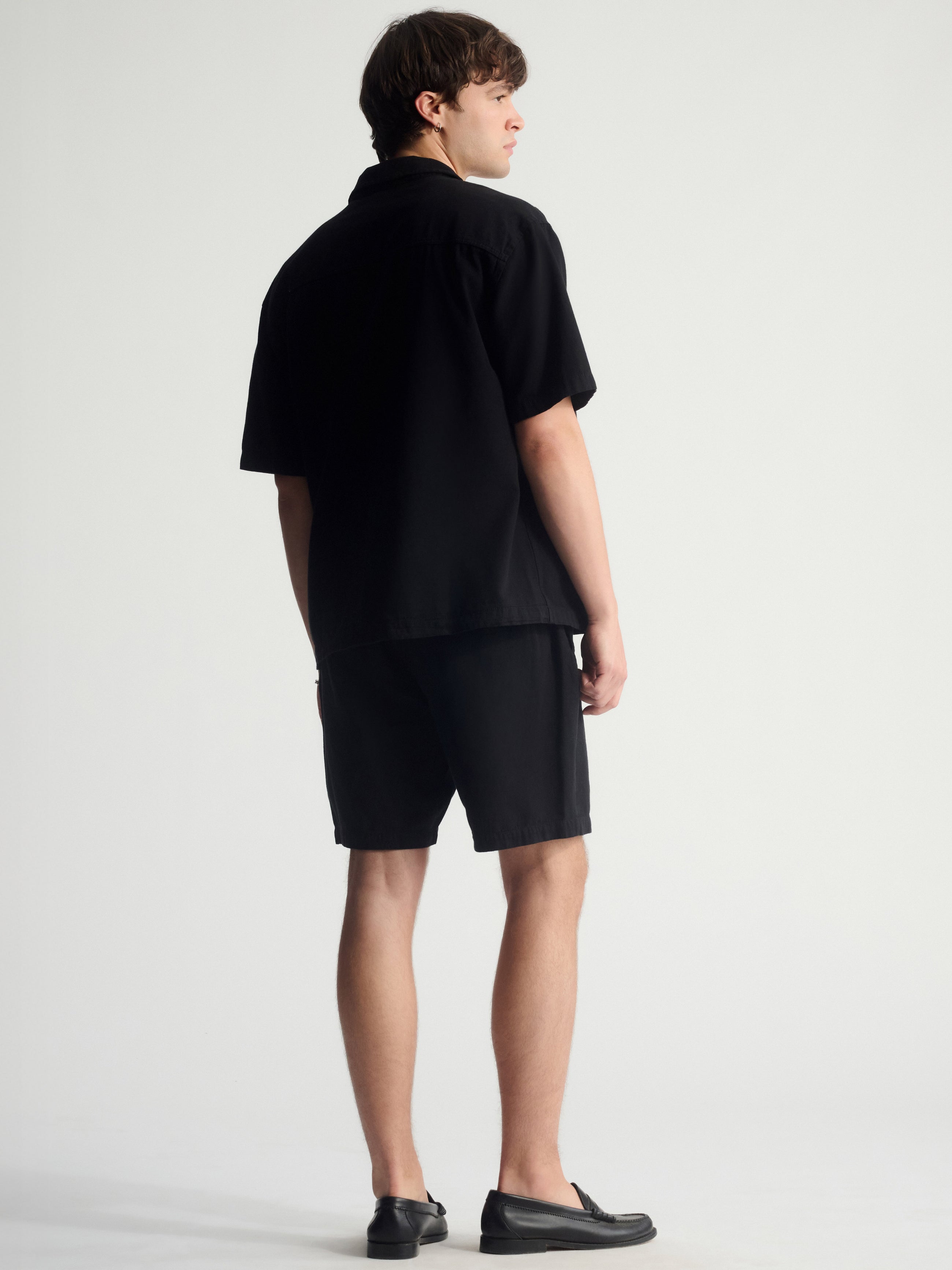 Men's Linen-Blend Short Sleeve Shirt In Black - BROOKLYN INDUSTRIES