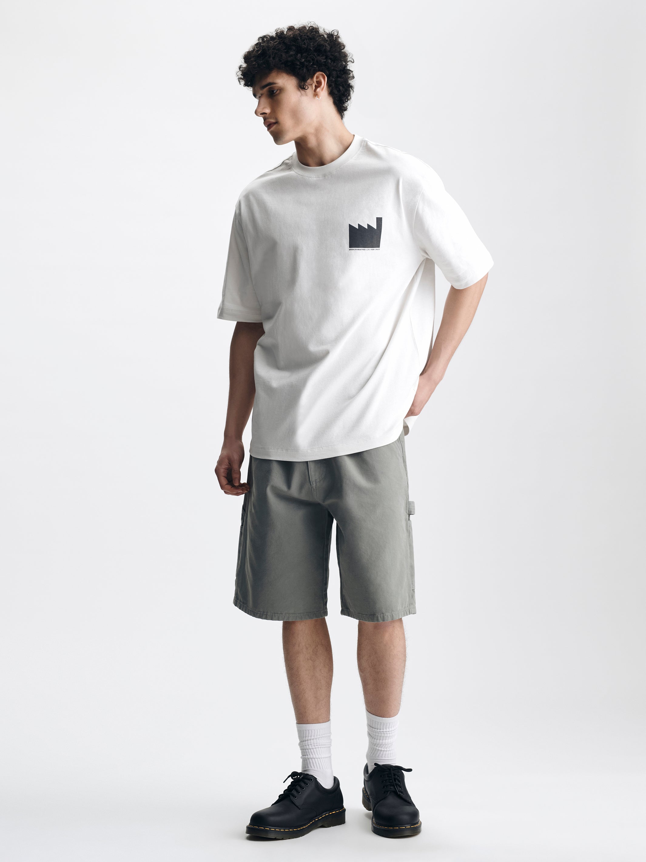 Men's Brooklyn Factory T-Shirt in White Onyx - BROOKLYN INDUSTRIES
