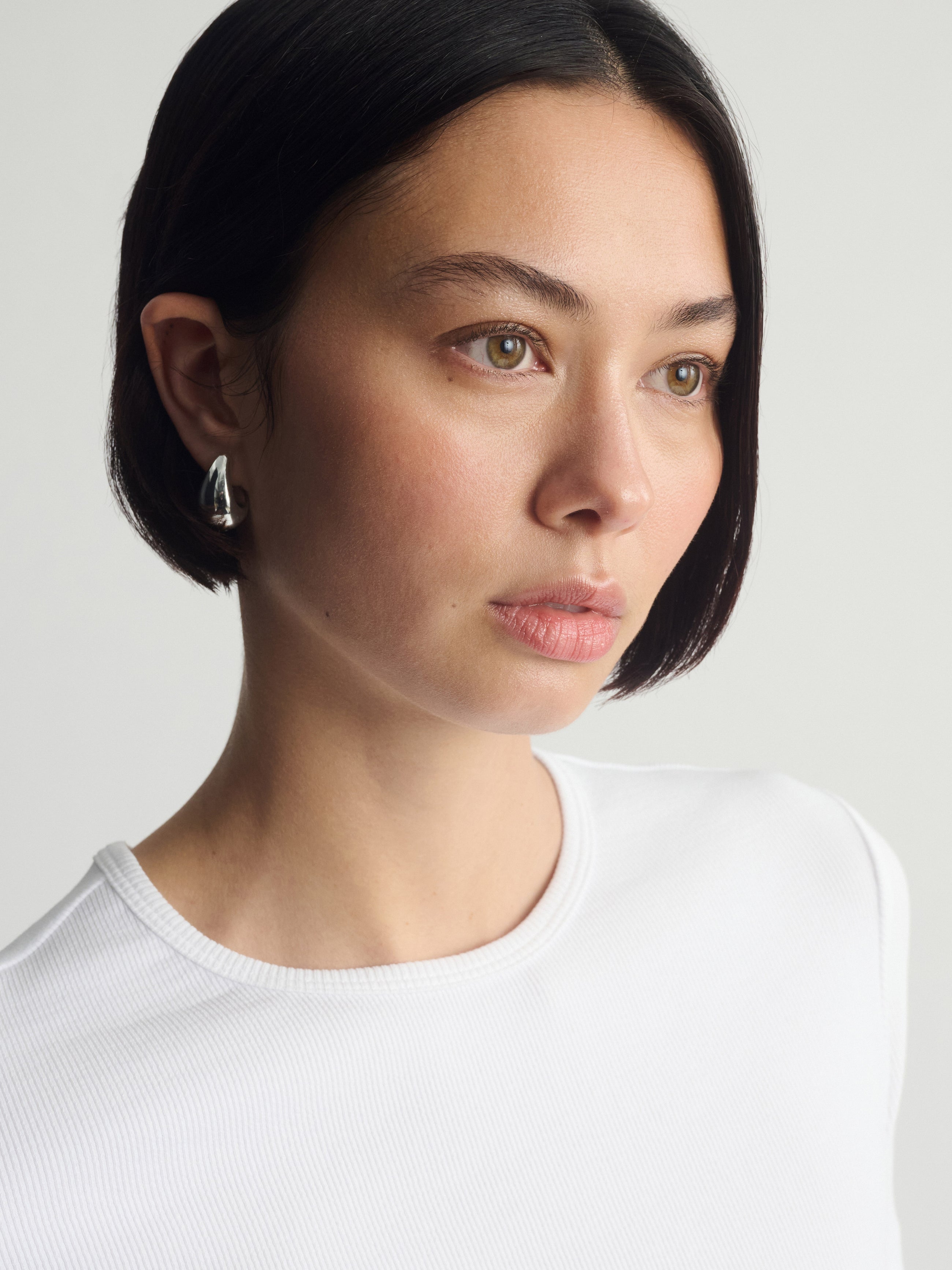 Women's Brooklyn Ribbed Fitted T-Shirt In White - BROOKLYN INDUSTRIES