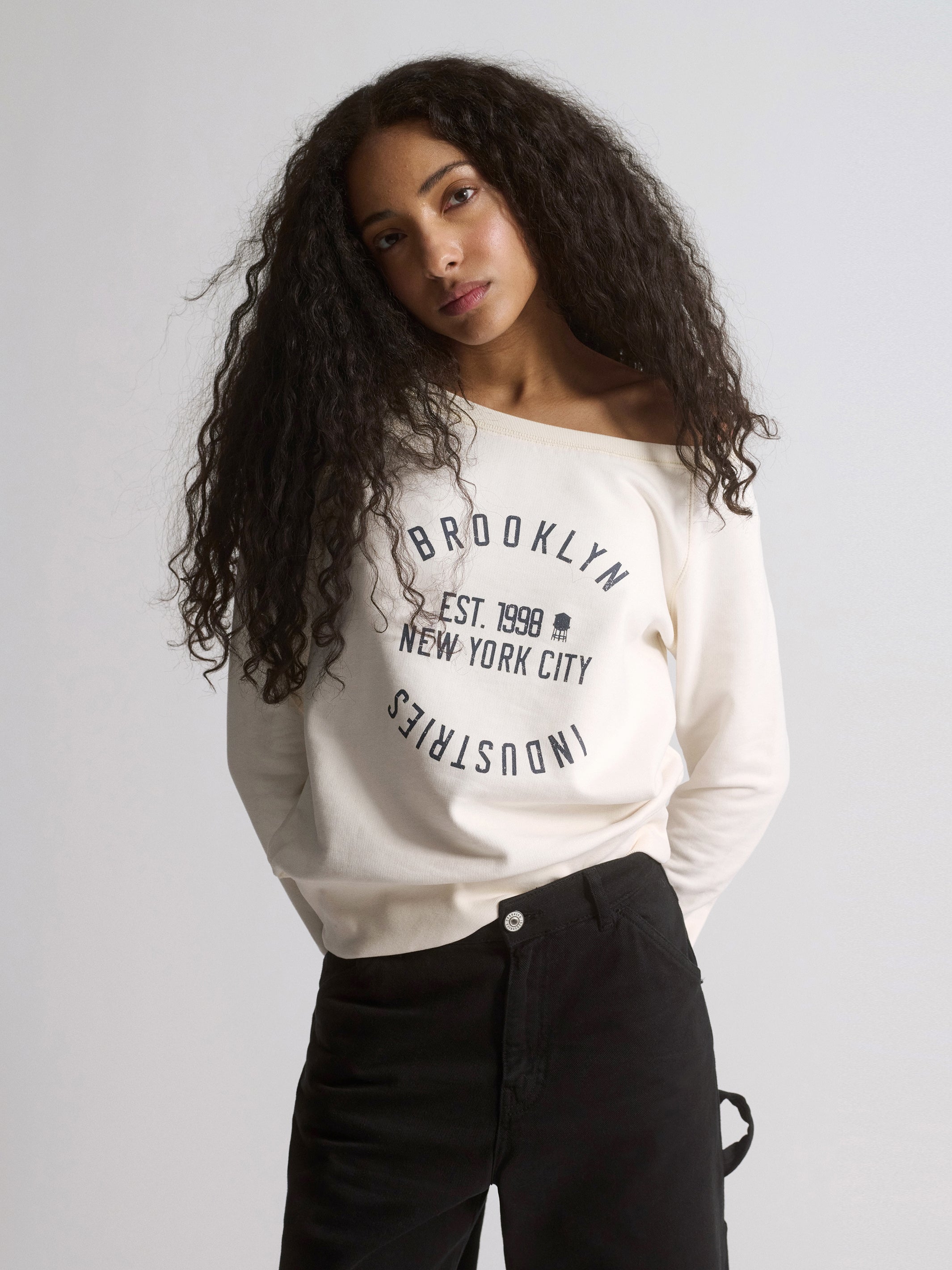Women's Scoop Neck Sweatshirt in White - BROOKLYN INDUSTRIES