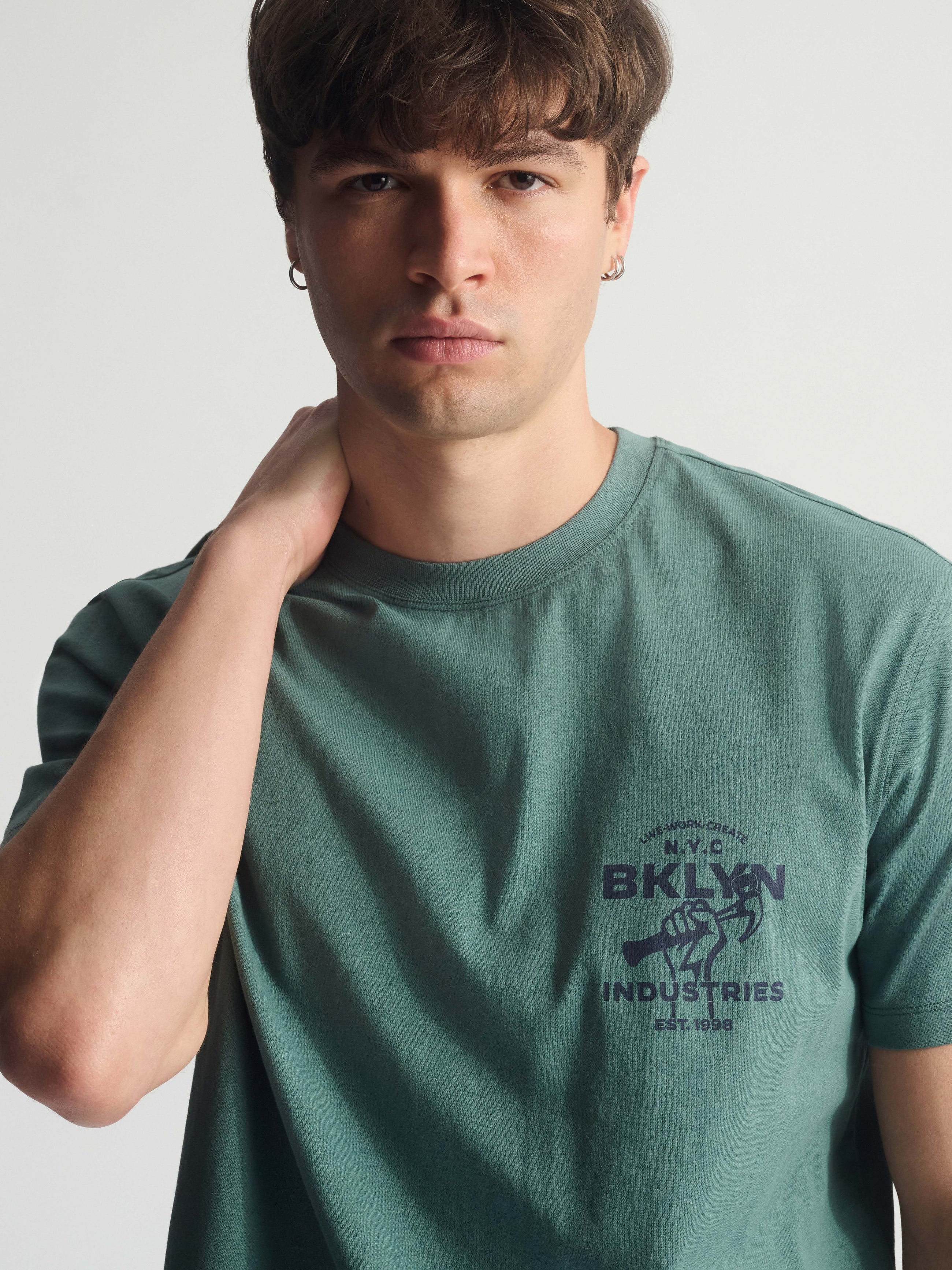 Men's Hammer BKLYN T-Shirt In Silver Pine - BROOKLYN INDUSTRIES