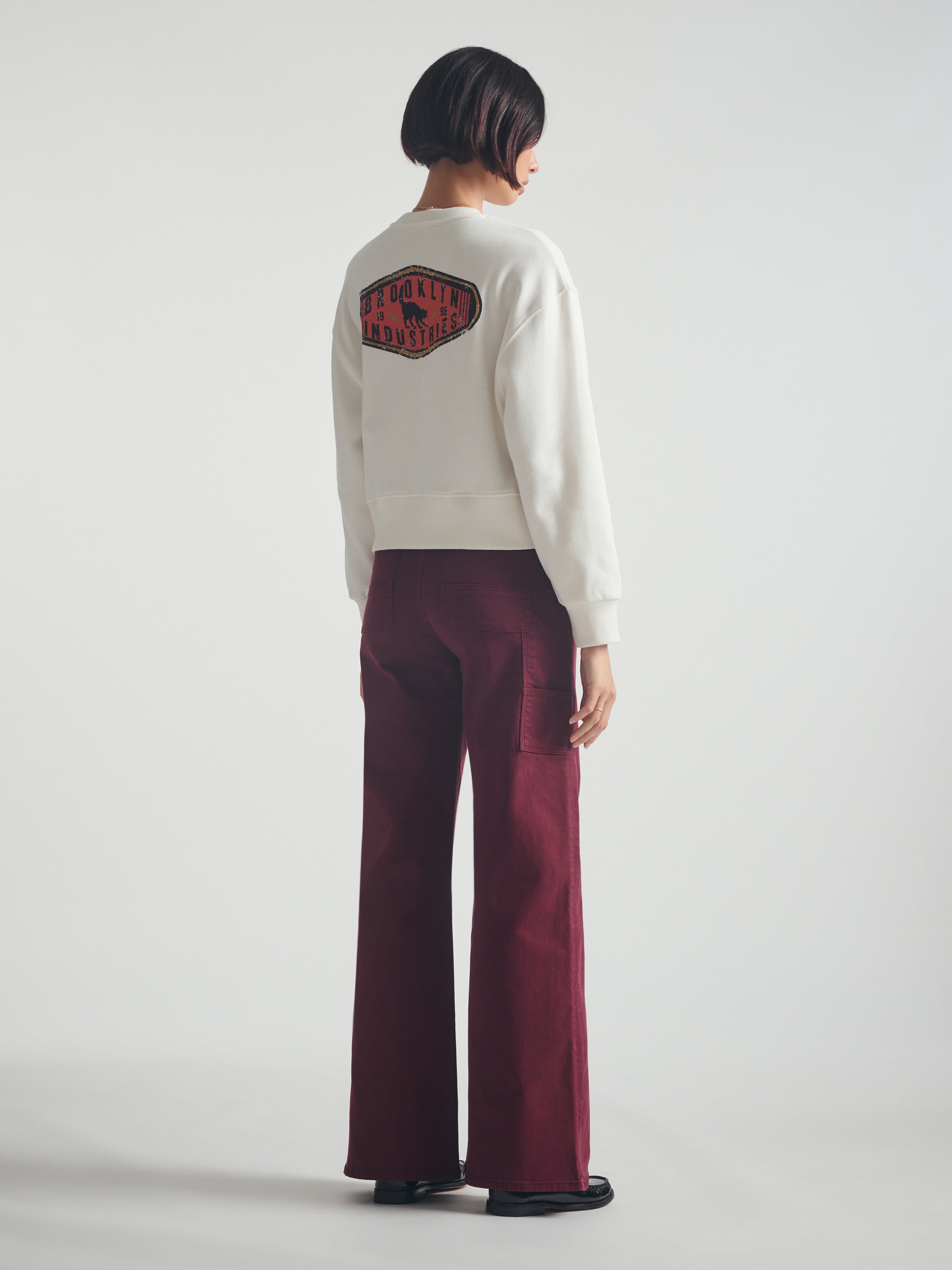 Women's Brooklyn Cat Sweatshirt in Antique White - BROOKLYN INDUSTRIES