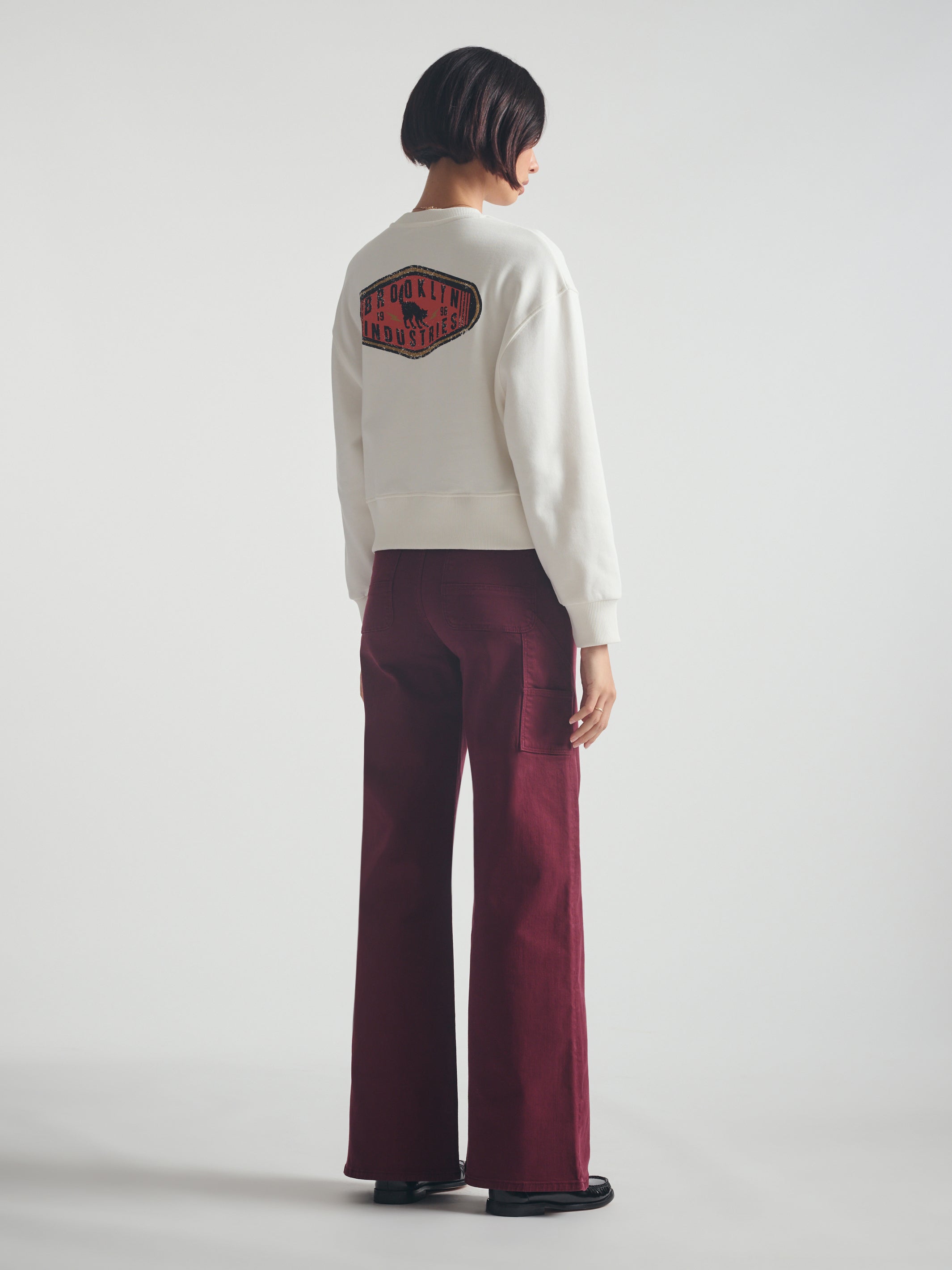 Women's Brooklyn Cat Sweatshirt in Antique White - BROOKLYN INDUSTRIES