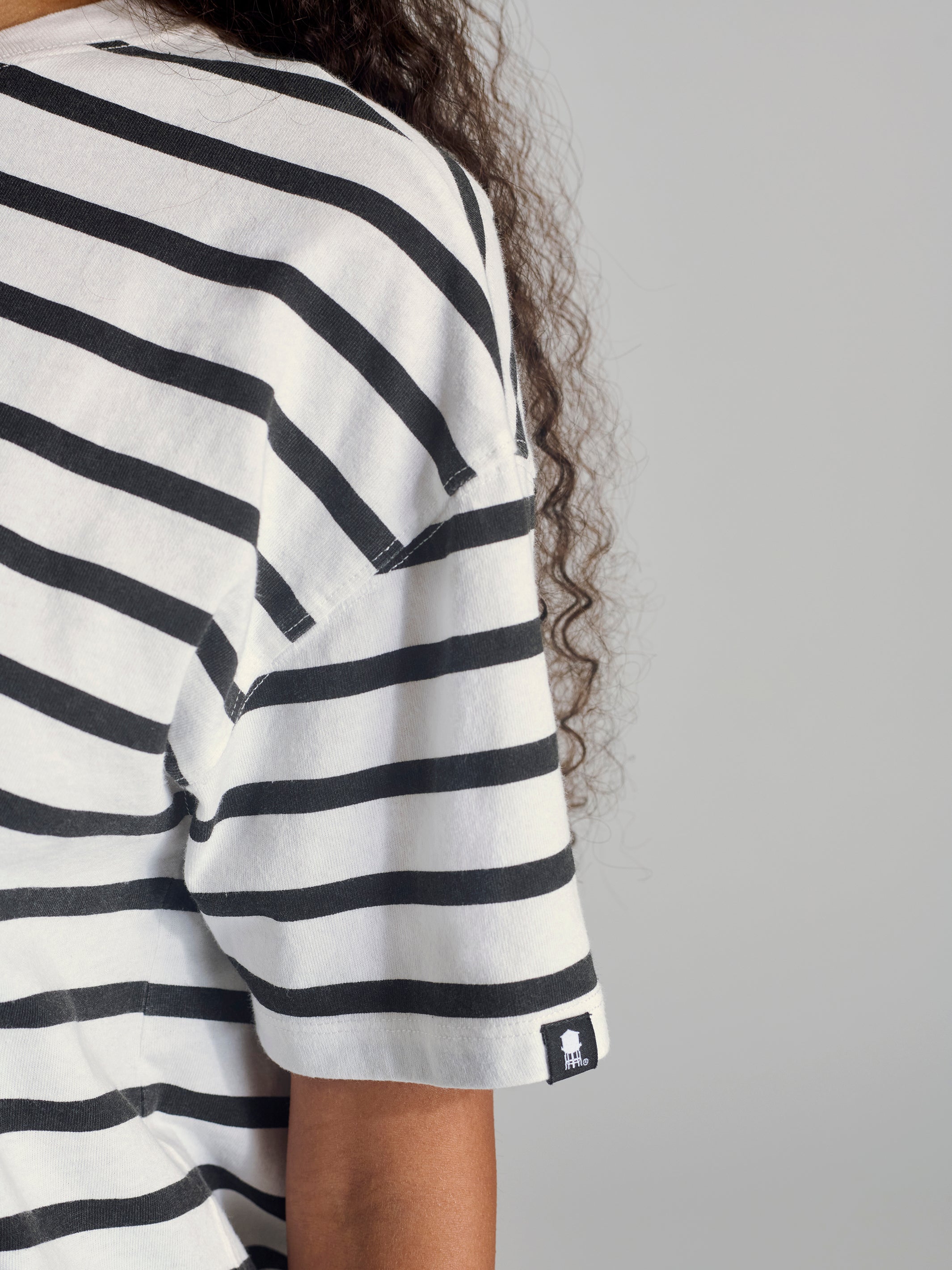 Women's Nassau Crew Neck Stripe T-Shirt In Black Striped - BROOKLYN INDUSTRIES
