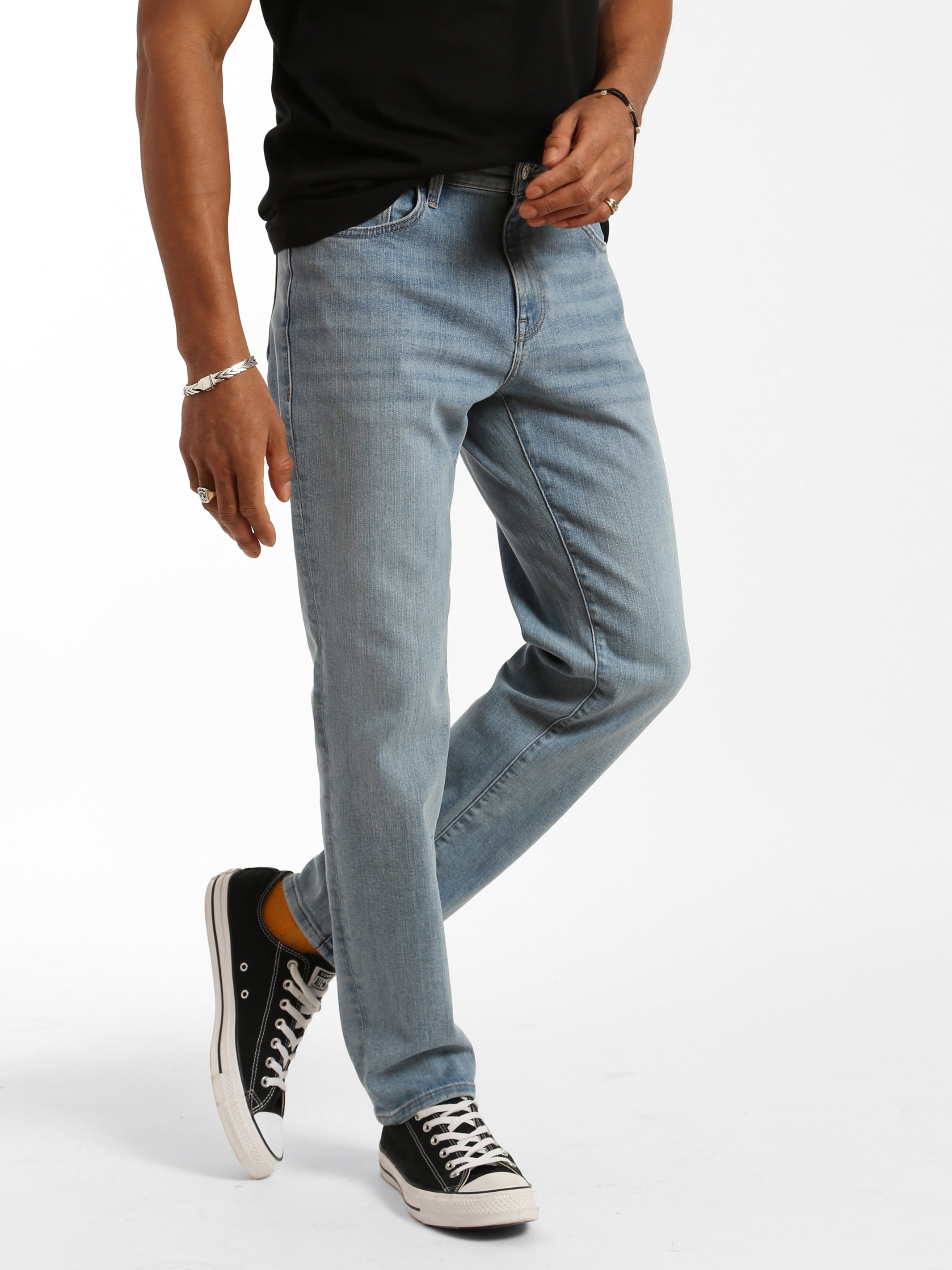 Brooklyn Industries Men's Franklin Athletic Fit Jeans in Light Brushed Denim