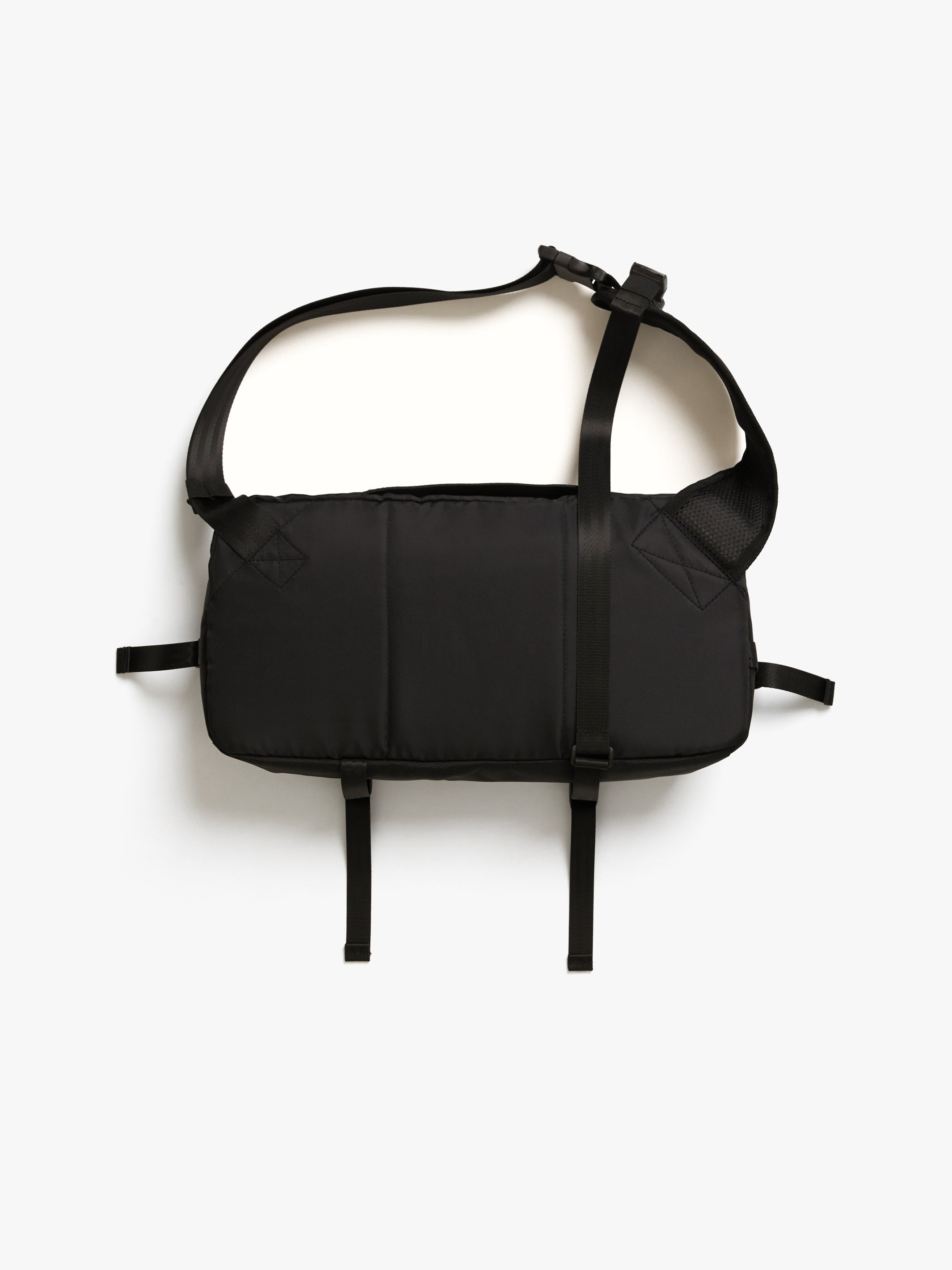 Biker Messenger Bag in Black - BROOKLYN INDUSTRIES