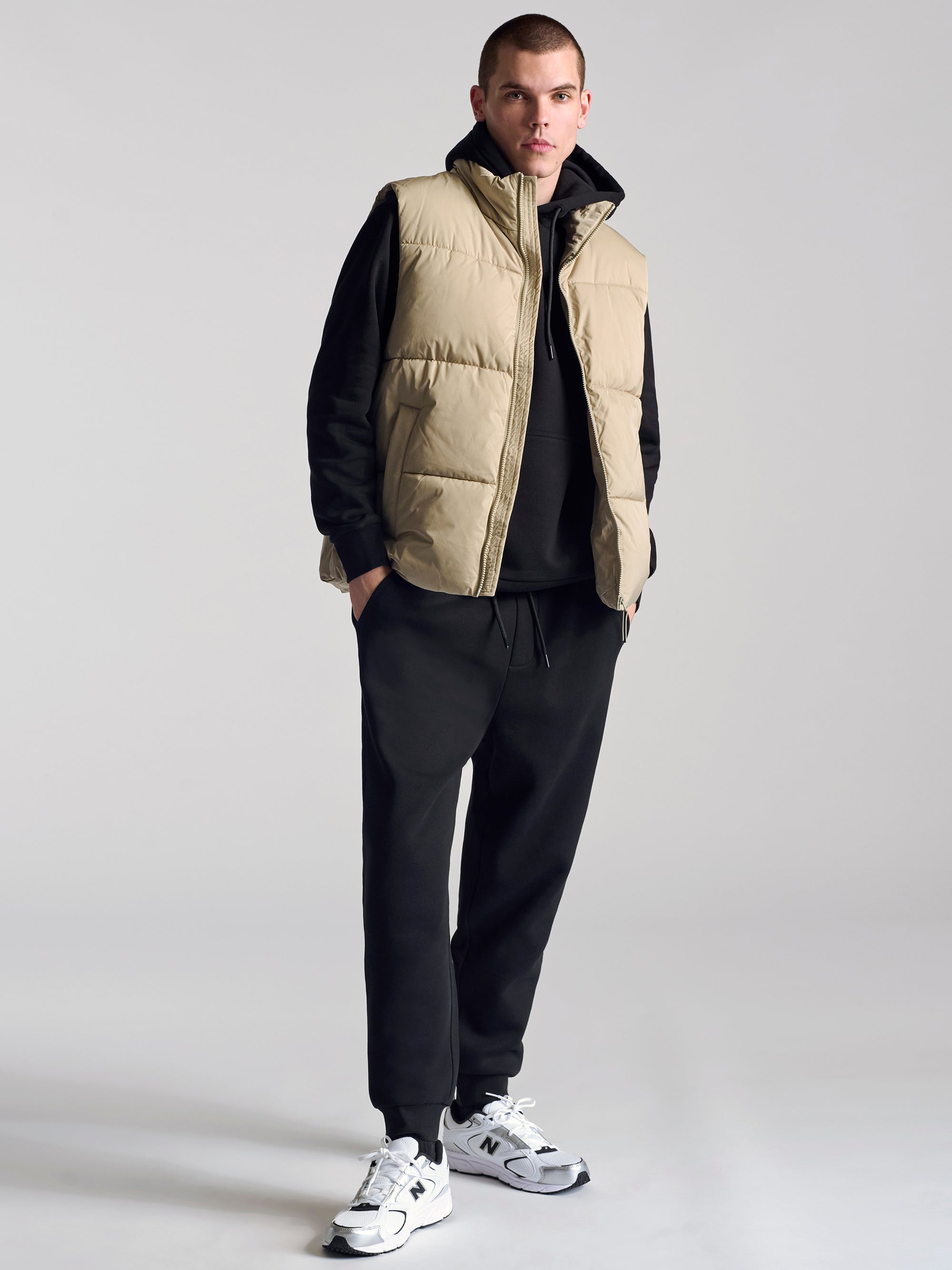 Men's Puffer Vest In Fog - BROOKLYN INDUSTRIES