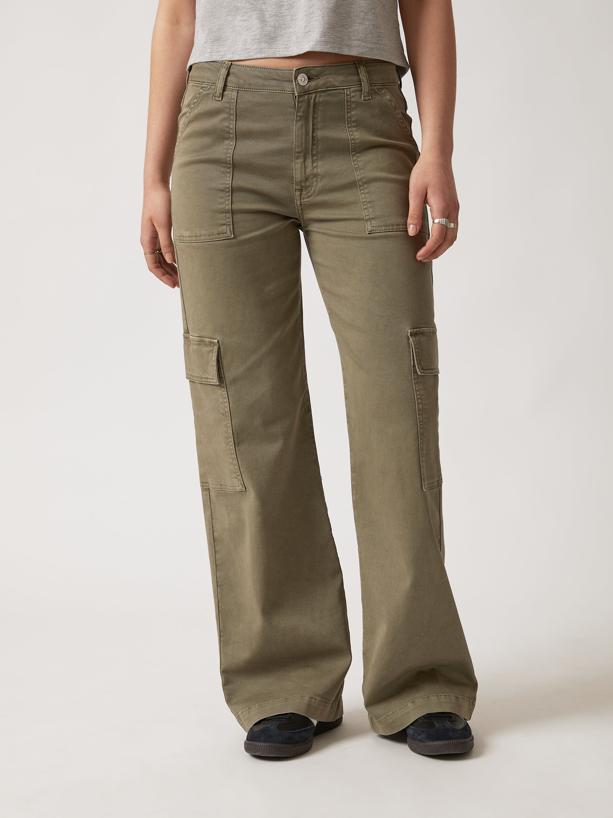 Women's Cargo Pants in Deep Lichen Green - BROOKLYN INDUSTRIES