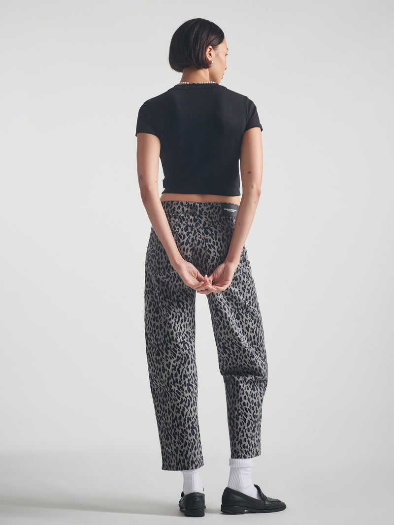 Women's Ribbed Cropped T-Shirt in Black