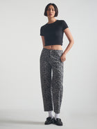 Women's Ribbed Cropped T-Shirt in Black