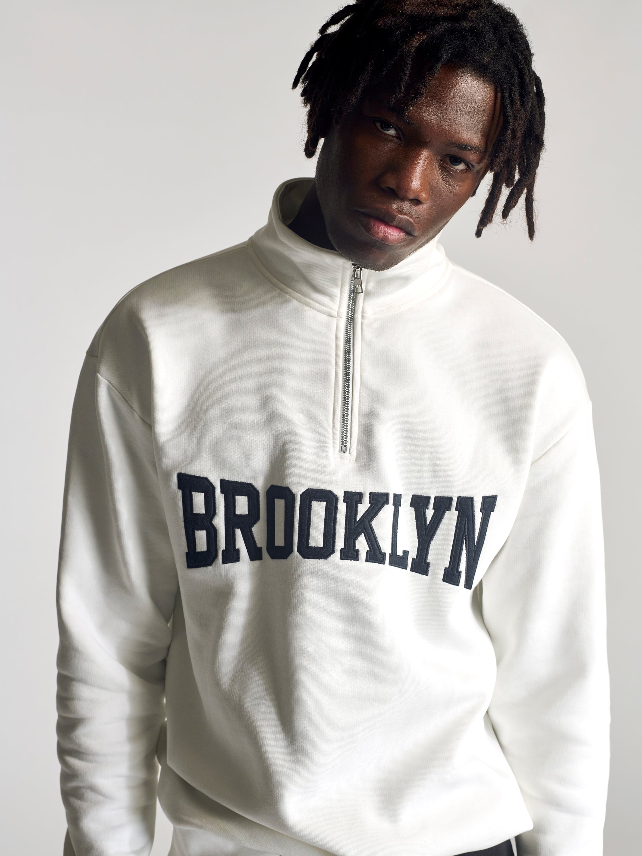 Men's Campus Half Zip Sweatshirt In Antique White - BROOKLYN INDUSTRIES