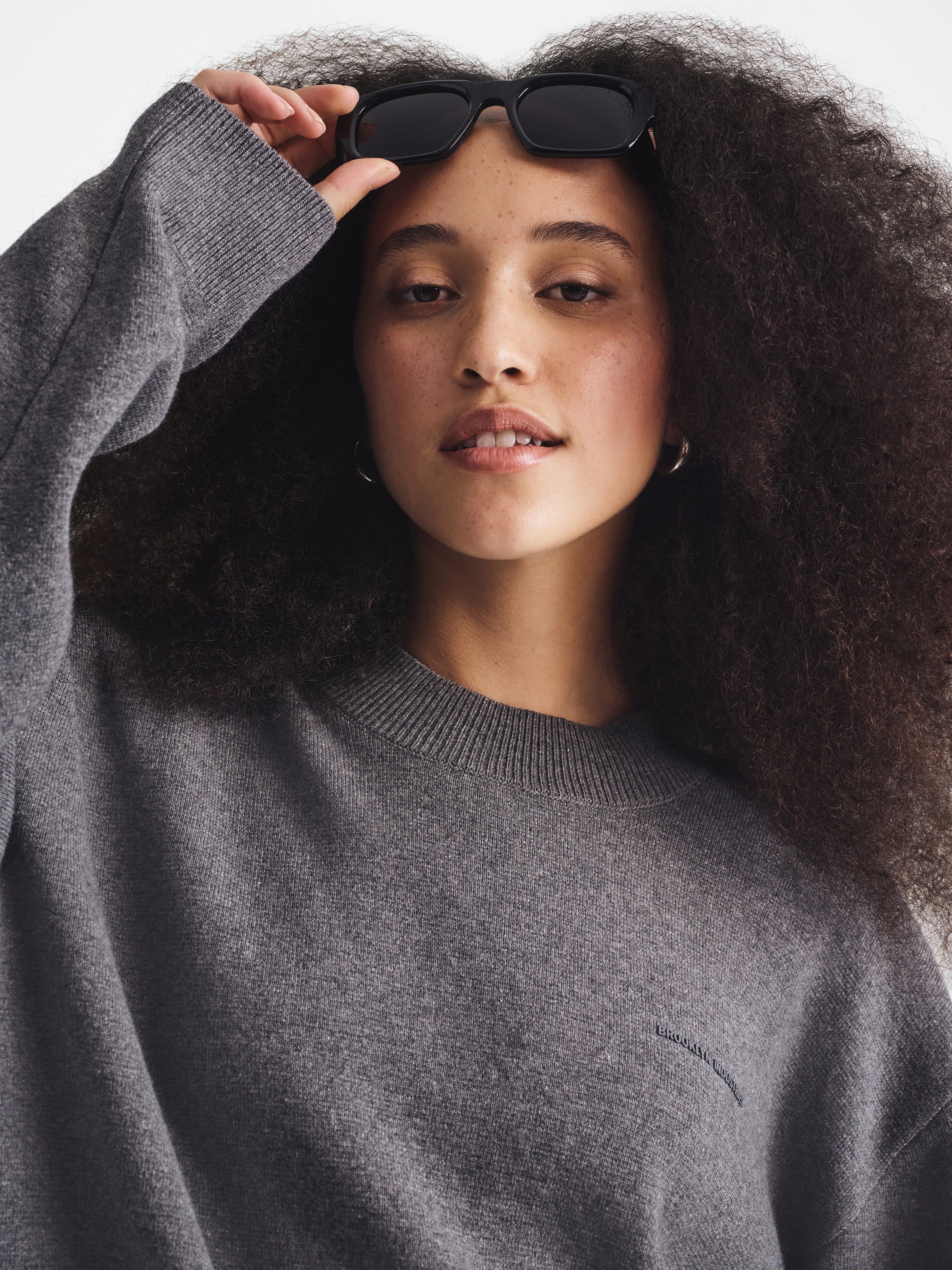 Women's Brooklyn Waffle Sweater in Dark Grey Melange