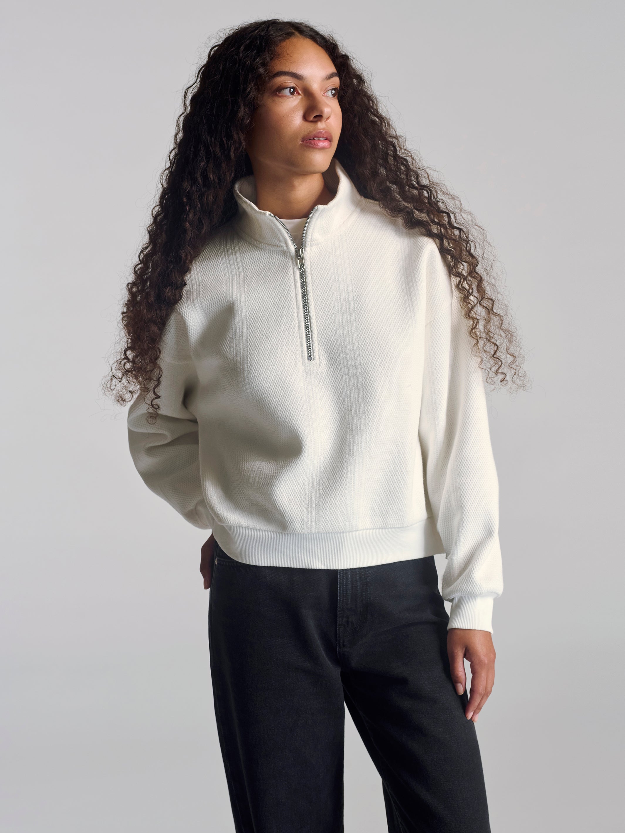 Women's Half Zip Sweatshirt In Antique White - BROOKLYN INDUSTRIES