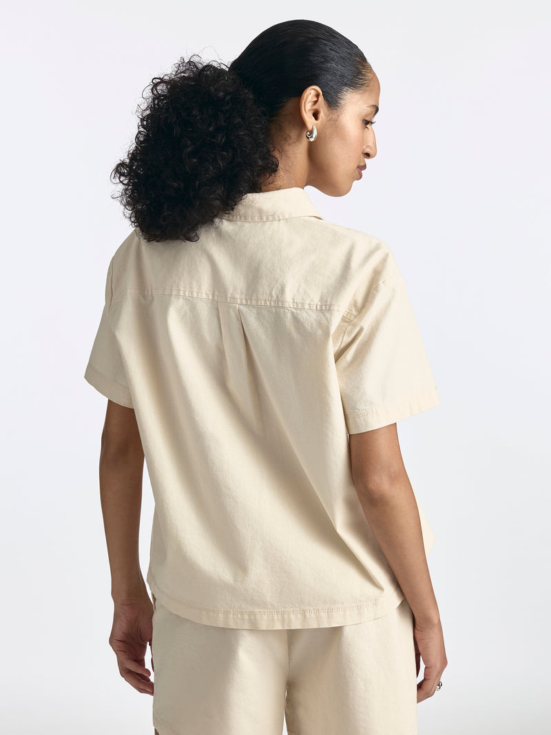 Women's Short Sleeve Shirt in Sandshell - BROOKLYN INDUSTRIES