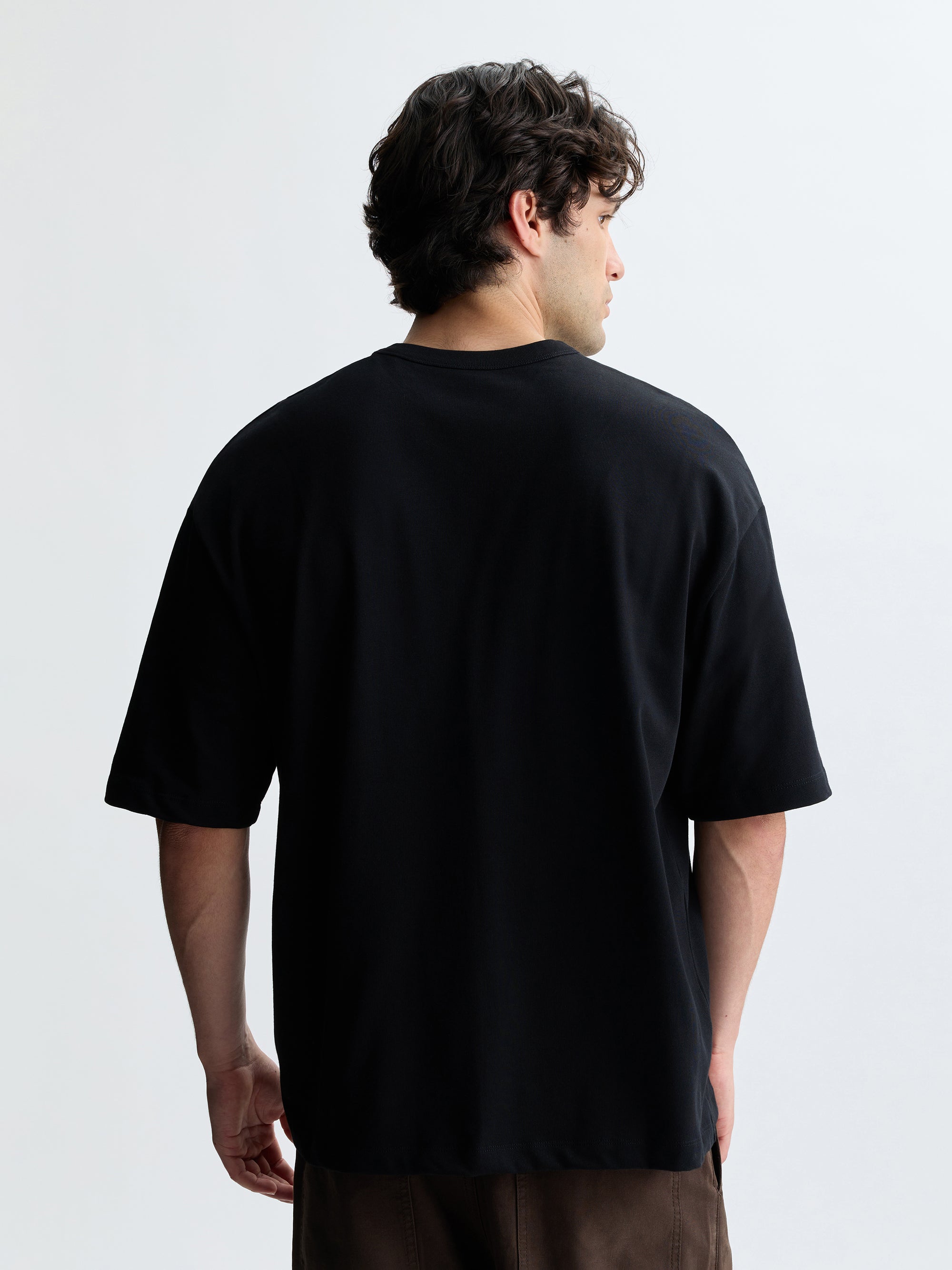 Men's Oversized Fleece T-Shirt in Black - BROOKLYN INDUSTRIES