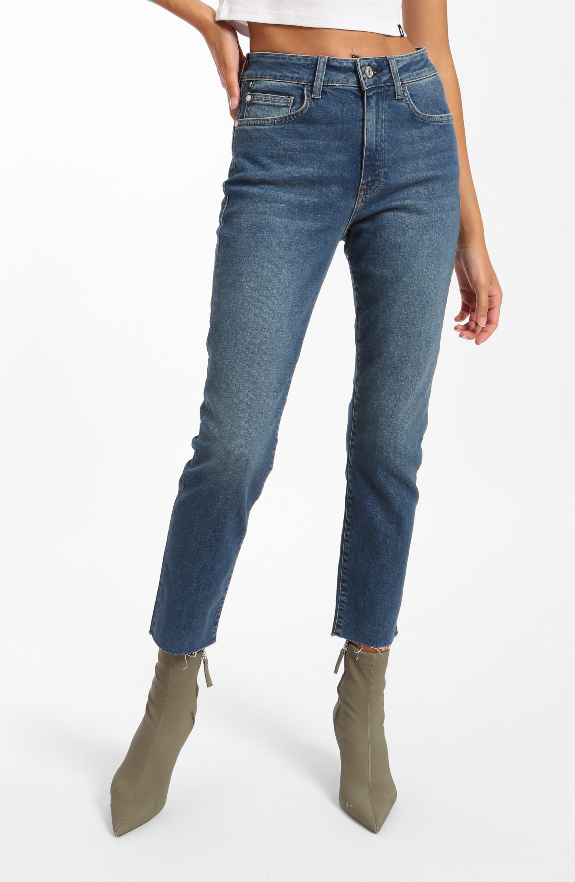 Court High Rise Cropped Straight Leg Jeans in Dark Blue Denim - BROOKLYN INDUSTRIES