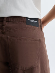 Women's Berry Barrel Twisted Pants in Shaved Chocolate Canvas - BROOKLYN INDUSTRIES